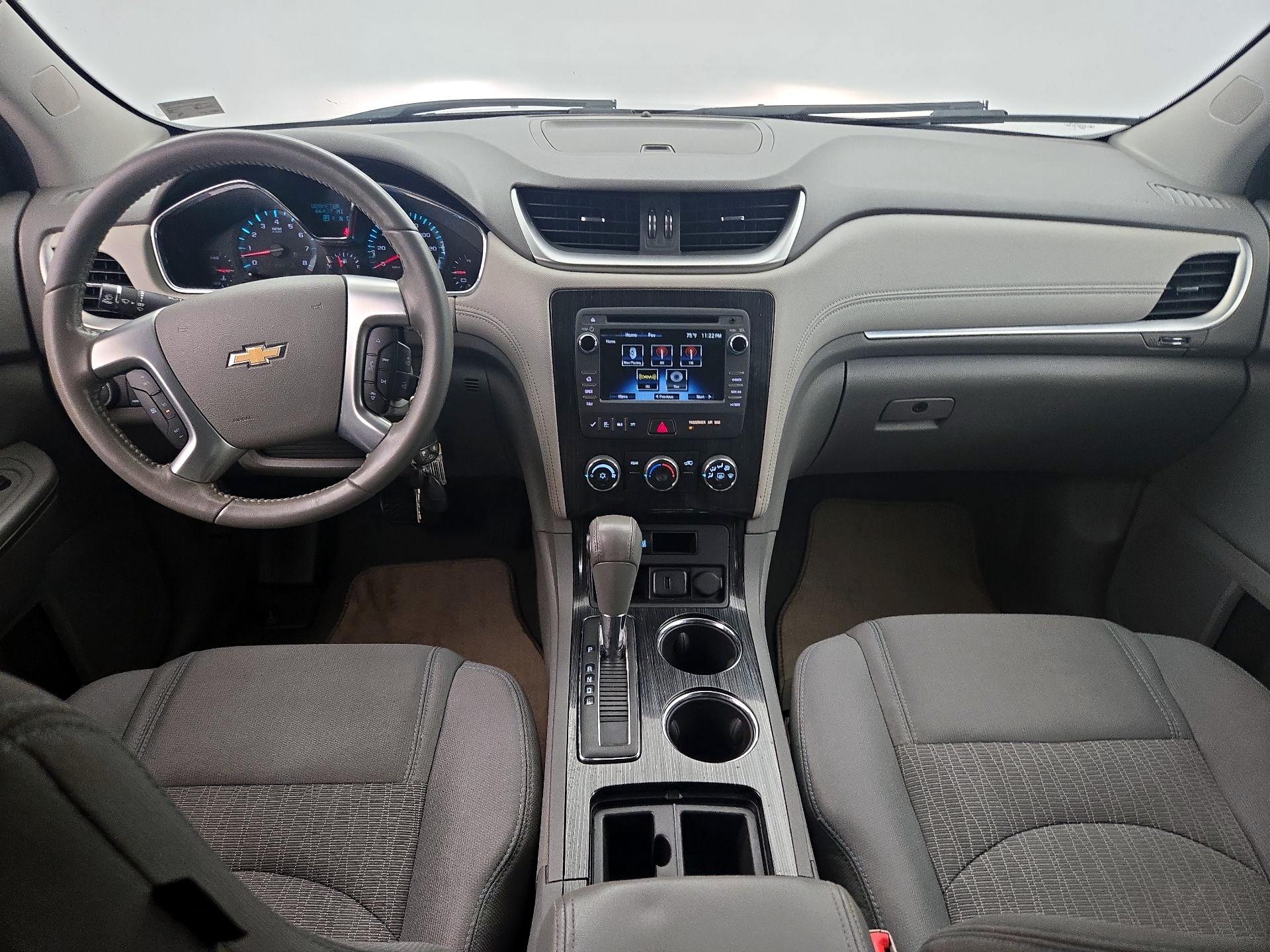 Thumbnail: 2017 Chevrolet Traverse - 9