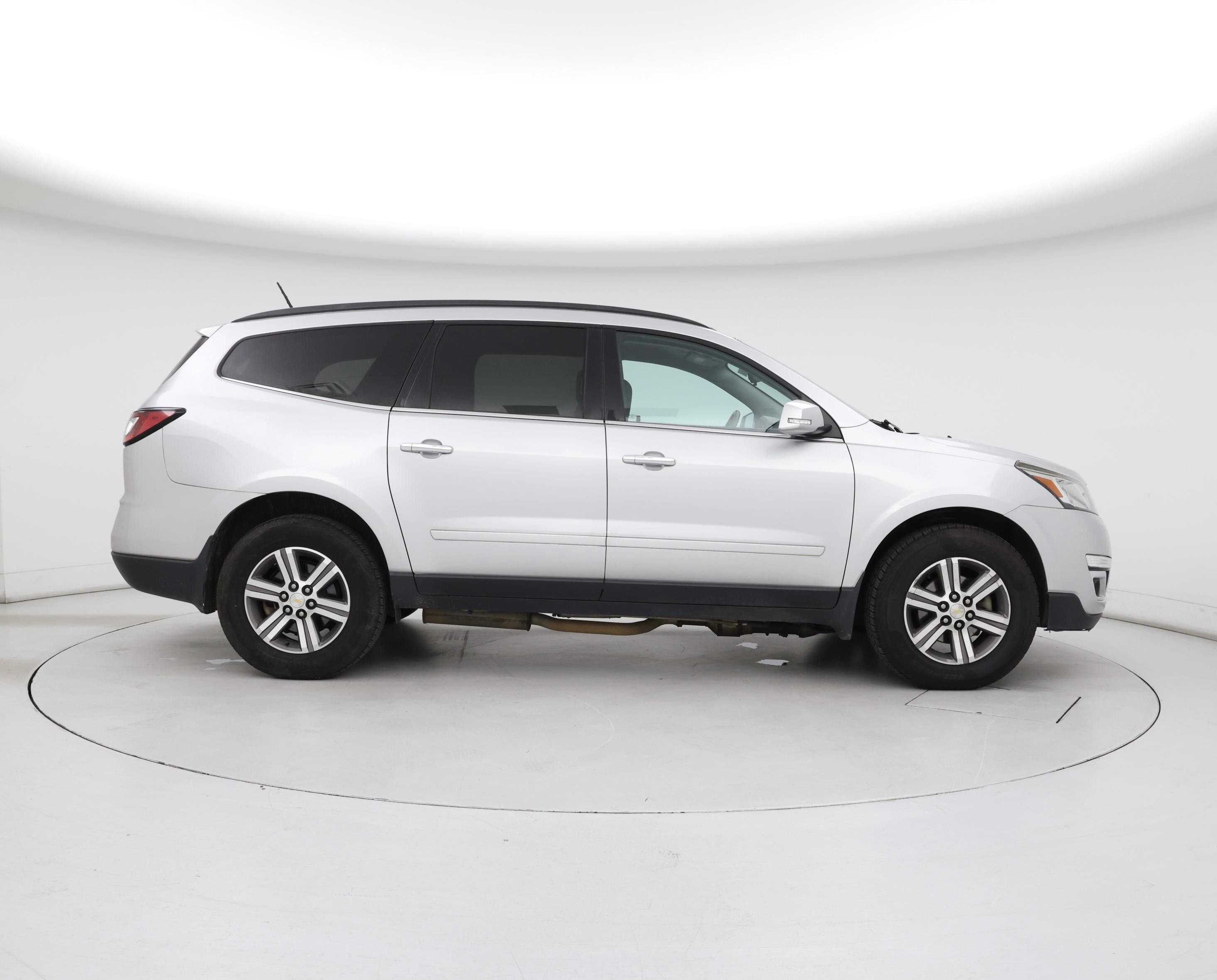 Thumbnail: 2017 Chevrolet Traverse - 7