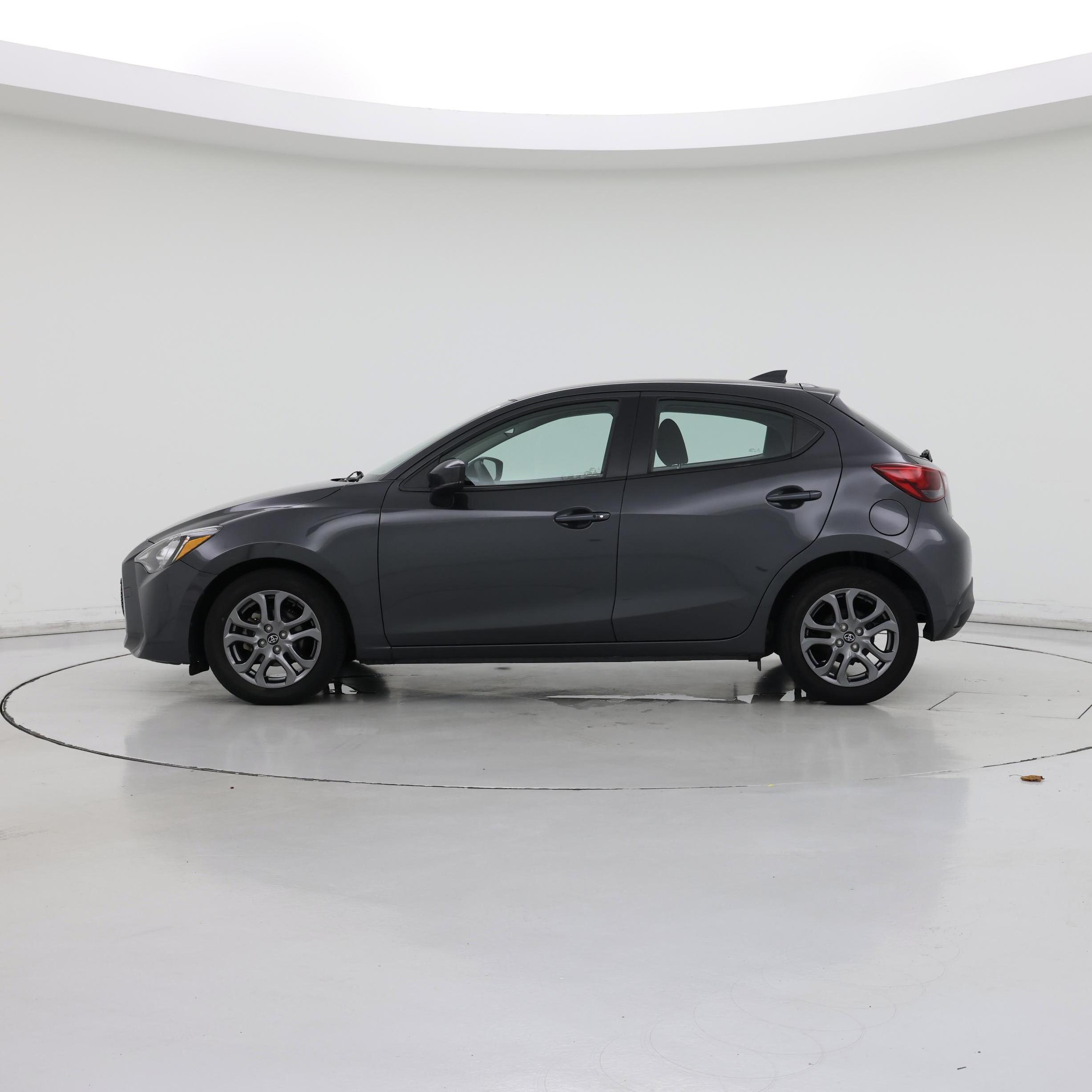 Thumbnail: 2020 Toyota Yaris - 3