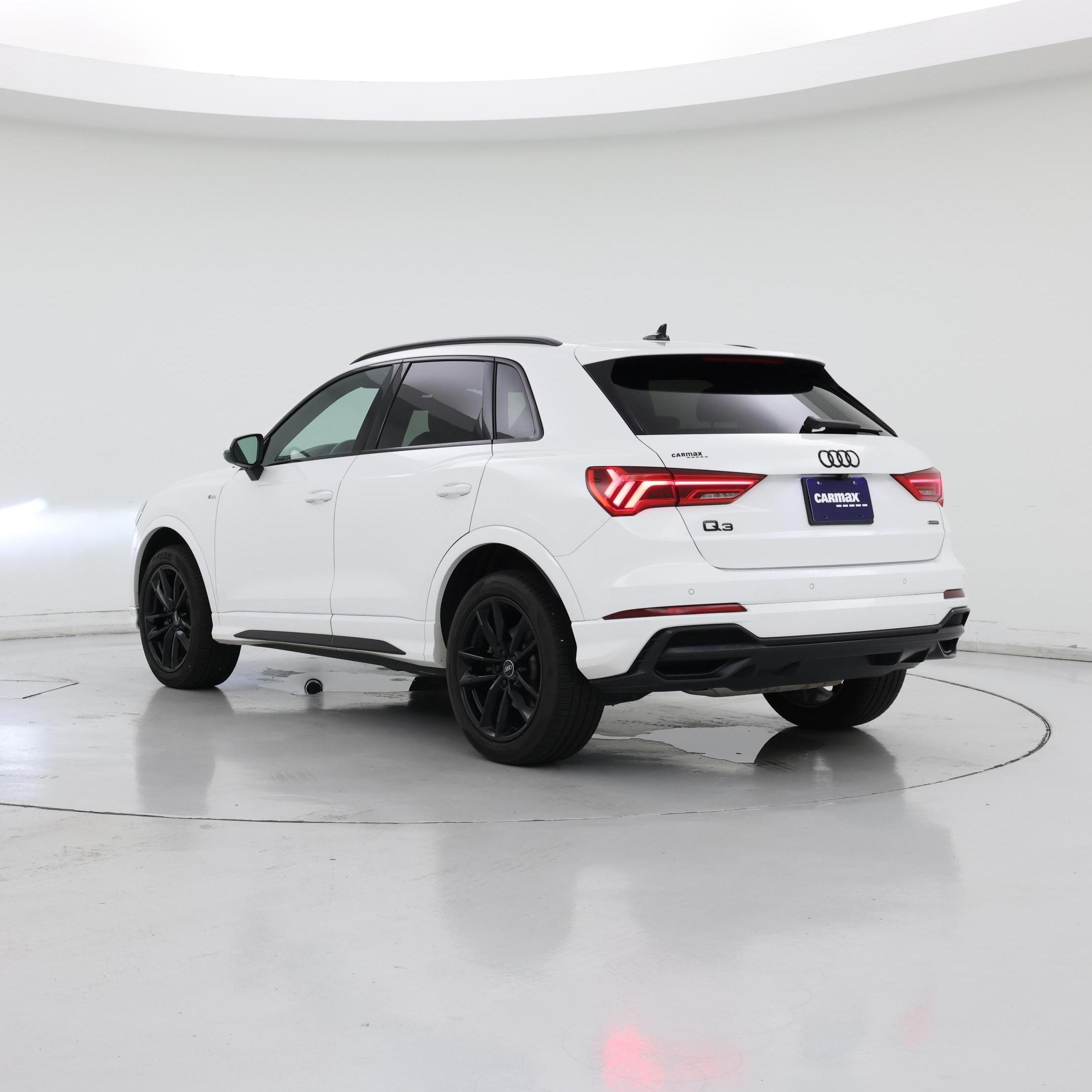 Thumbnail: 2022 Audi Q3 - 2