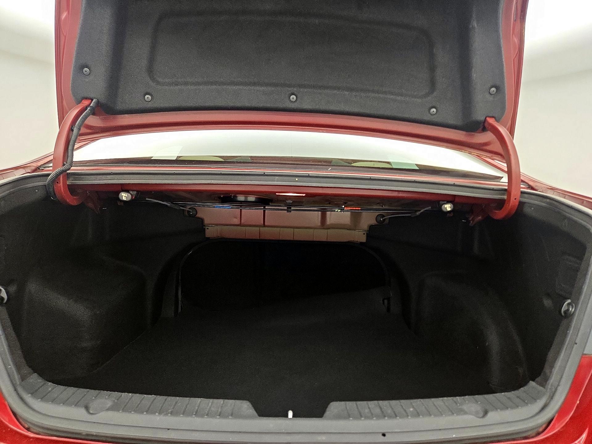 Thumbnail: 2013 Hyundai Sonata - 19