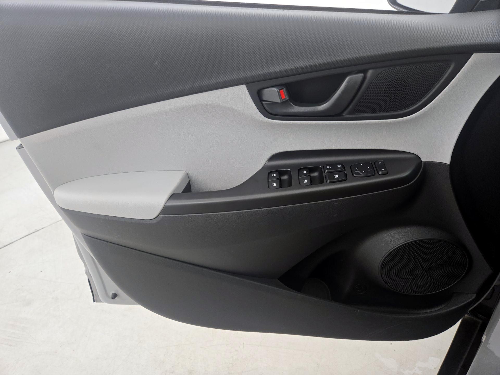 Thumbnail: 2023 Hyundai Kona - 12