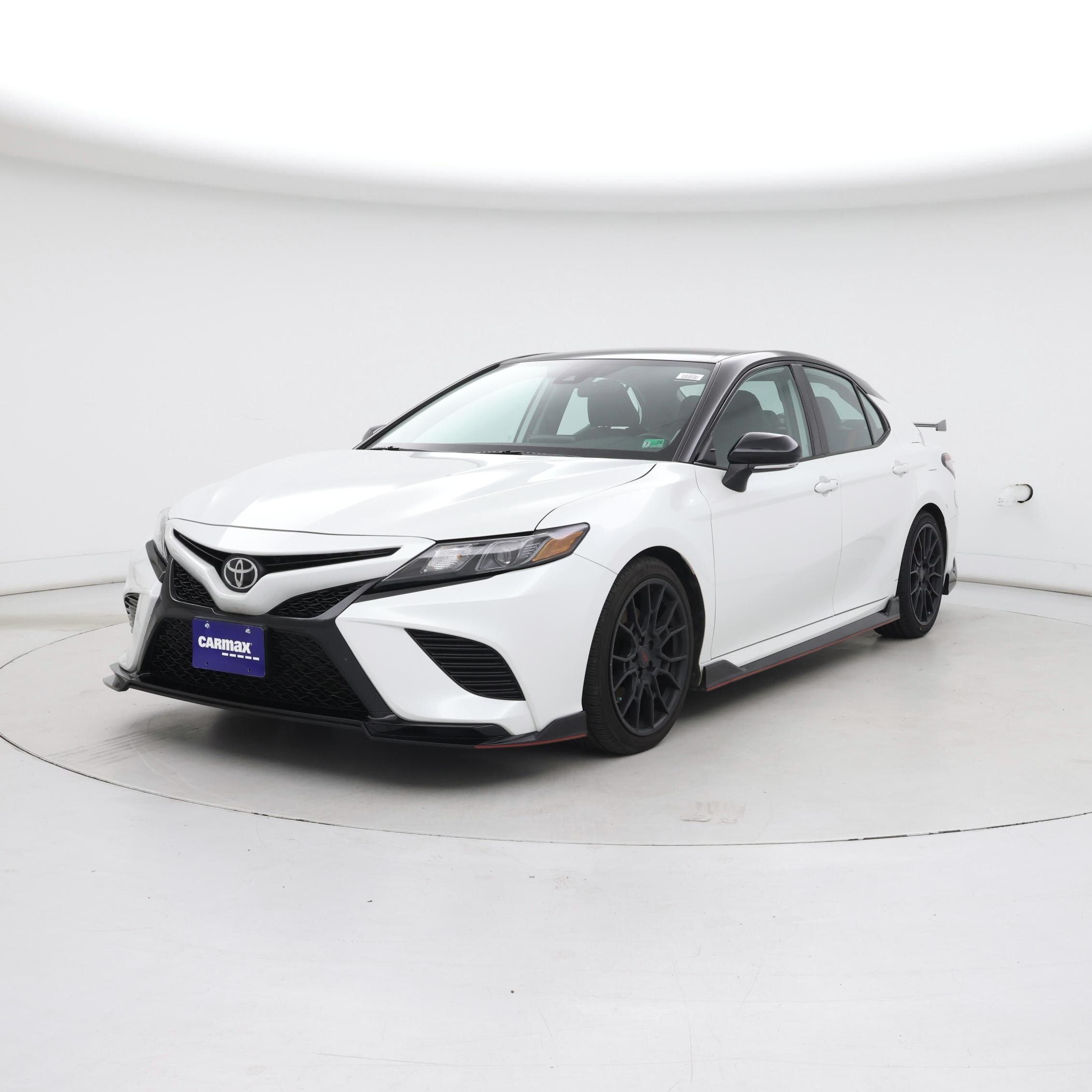 Thumbnail: 2022 Toyota Camry - 4