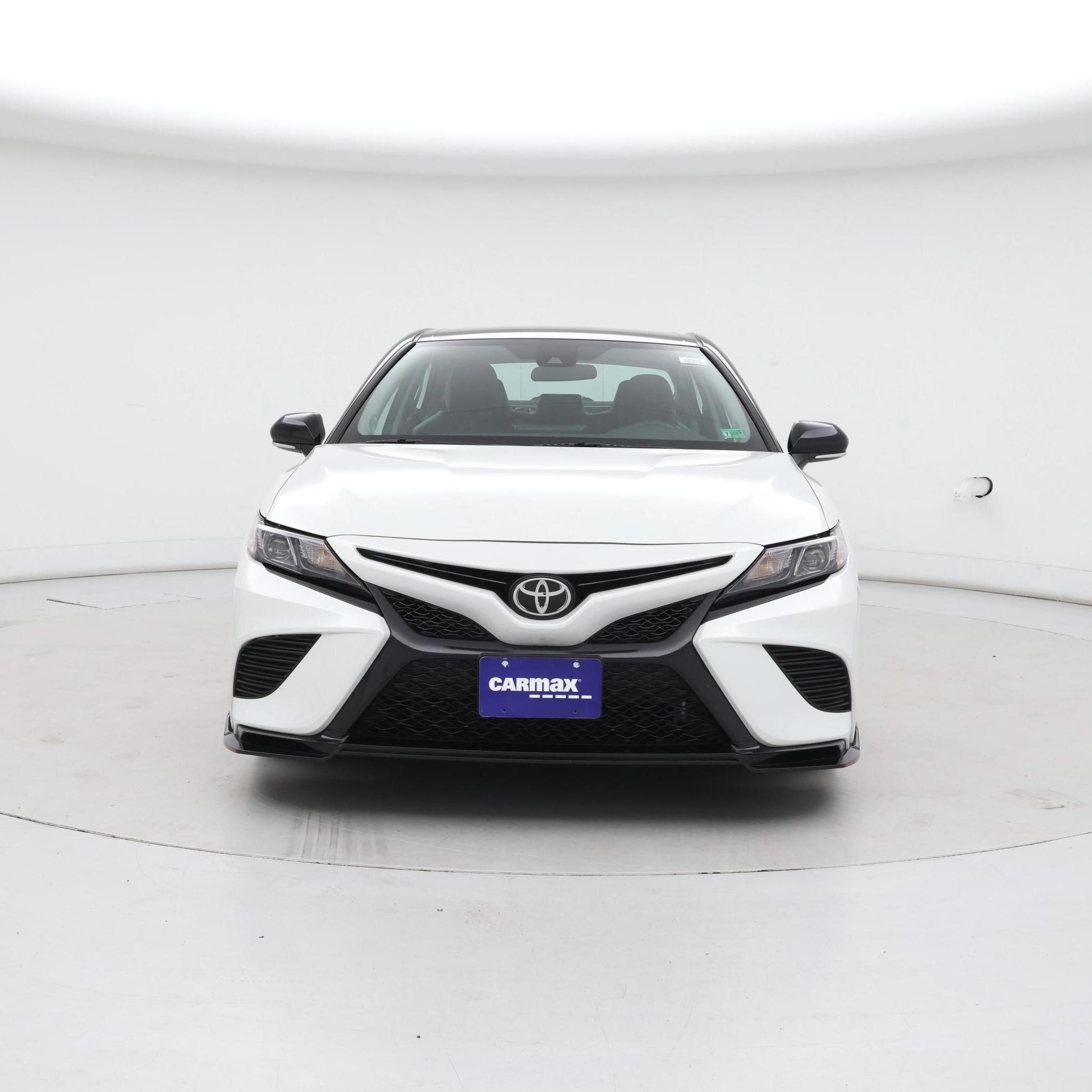 Thumbnail: 2022 Toyota Camry - 5