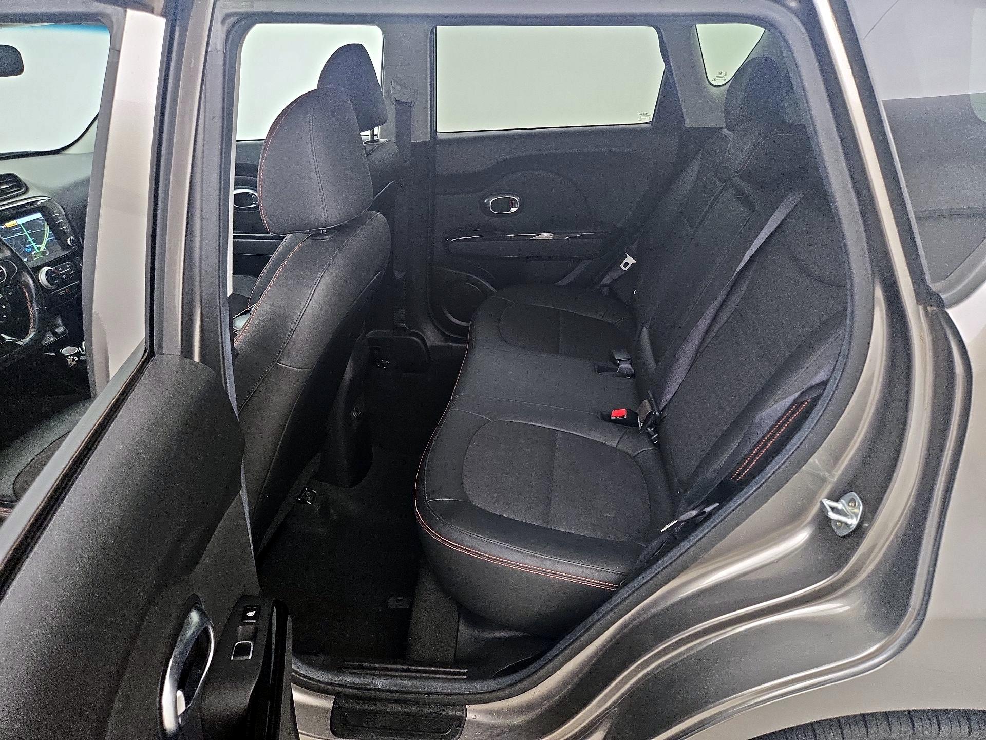Thumbnail: 2019 Kia Soul - 10