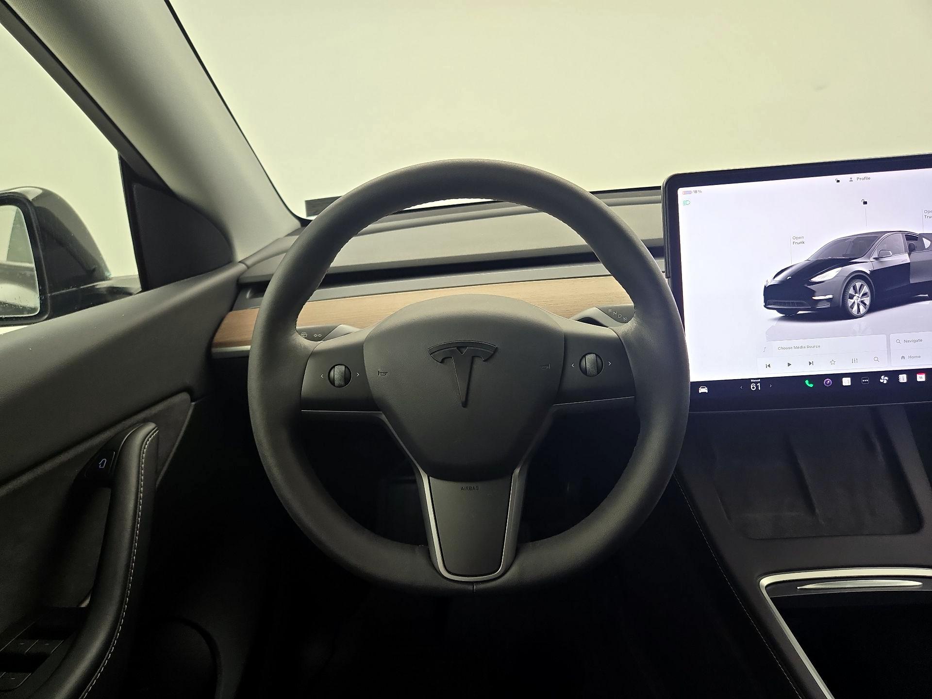 Thumbnail: 2022 Tesla Model Y - 10