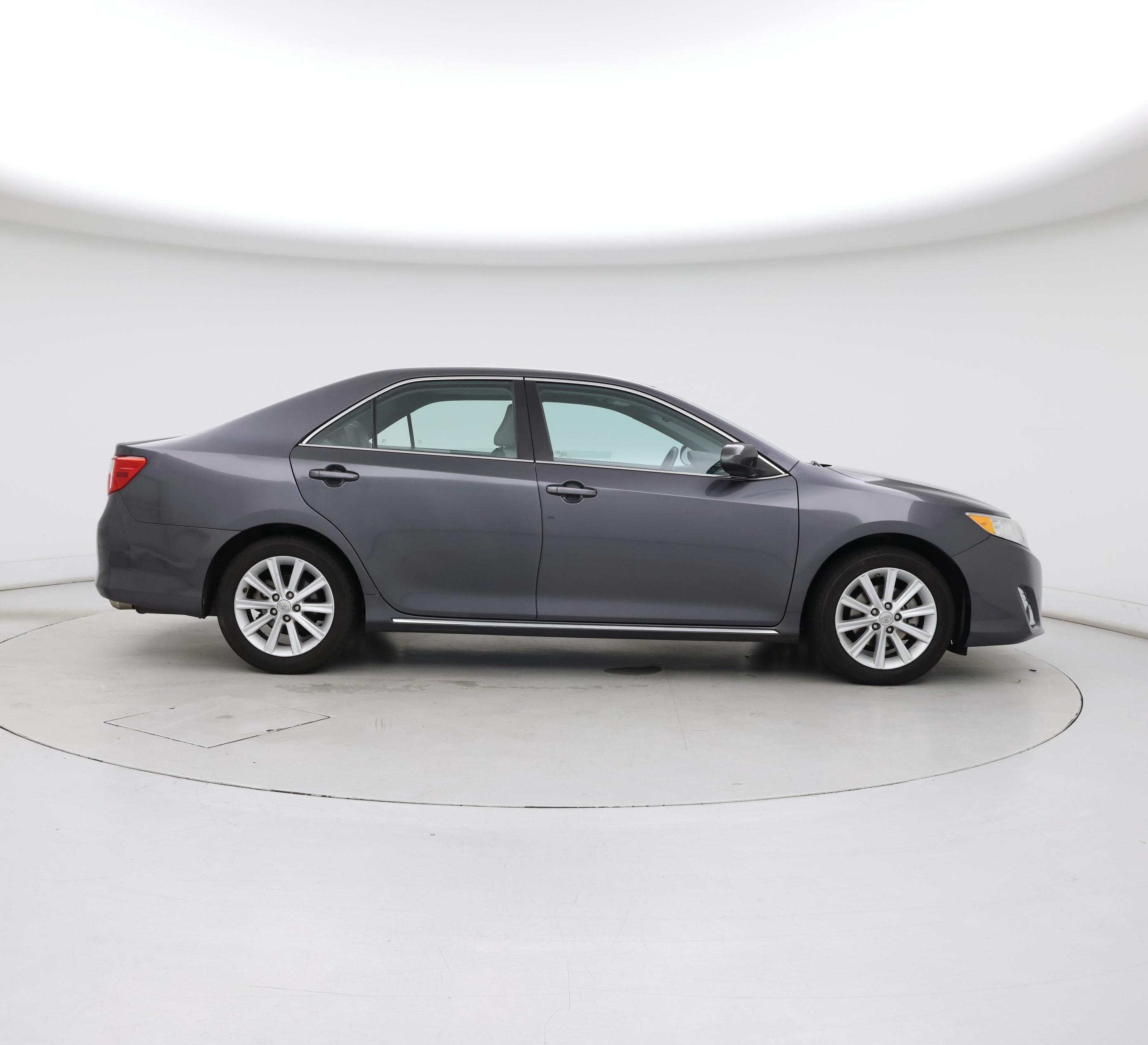 Thumbnail: 2013 Toyota Camry - 7