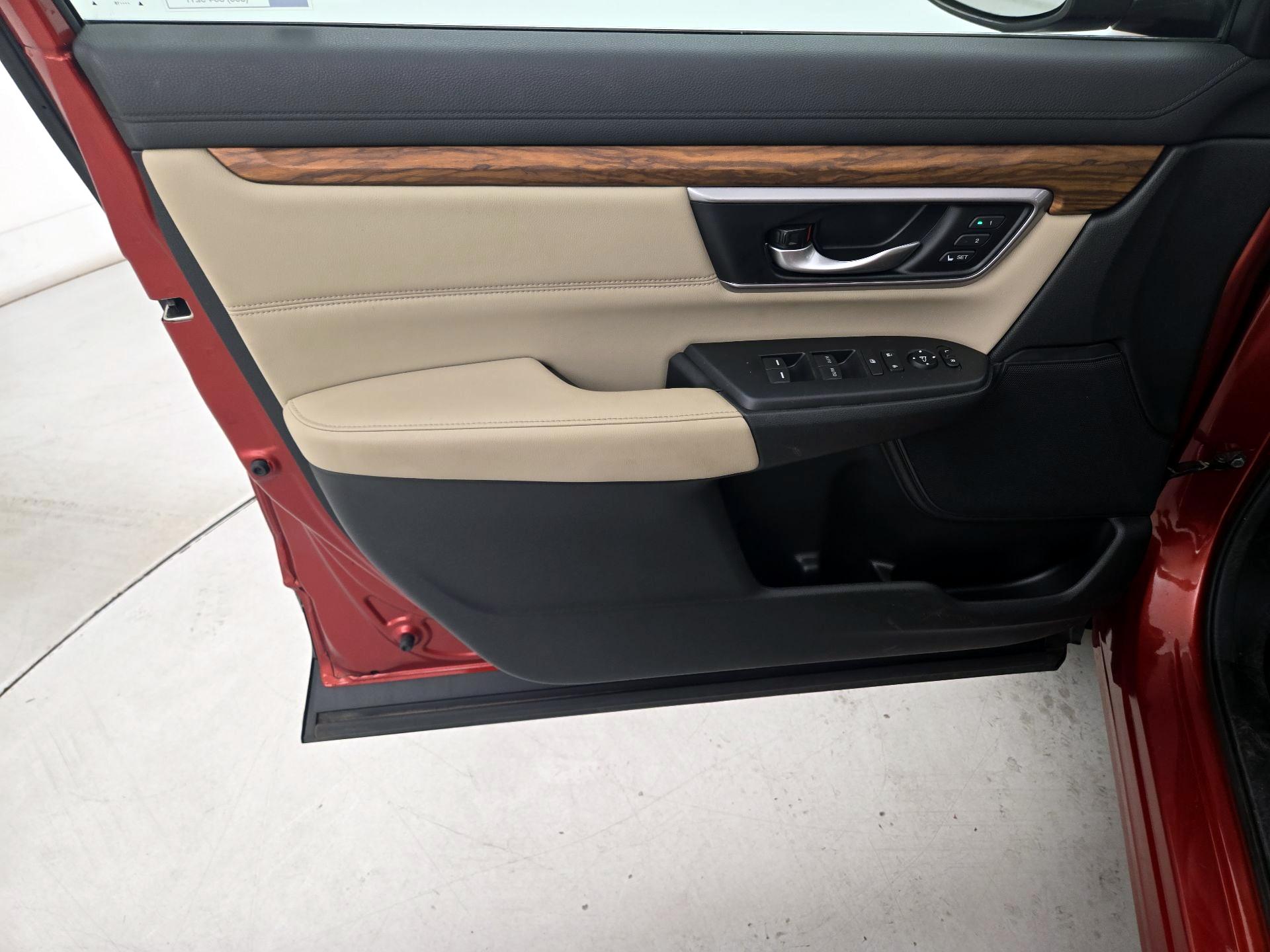 Thumbnail: 2018 Honda CR-V - 12