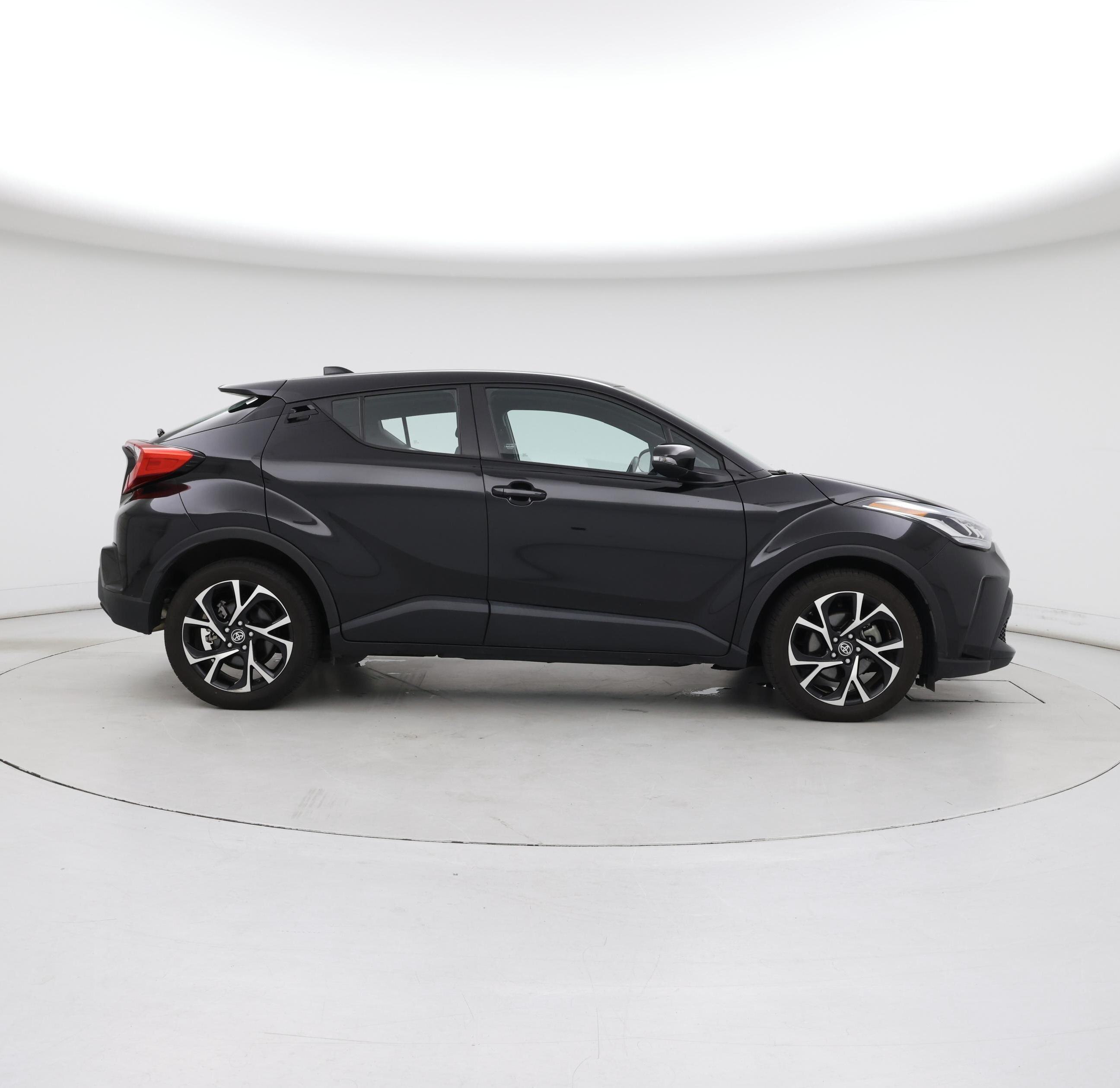 Thumbnail: 2022 Toyota C-HR - 7