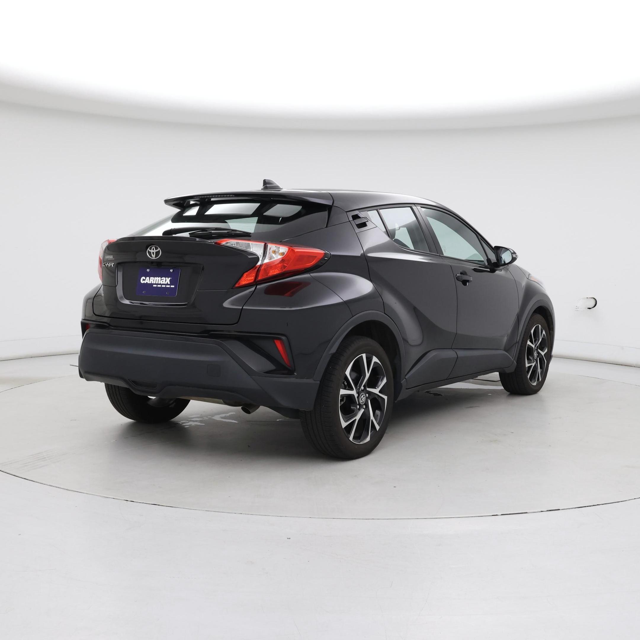 Thumbnail: 2022 Toyota C-HR - 8