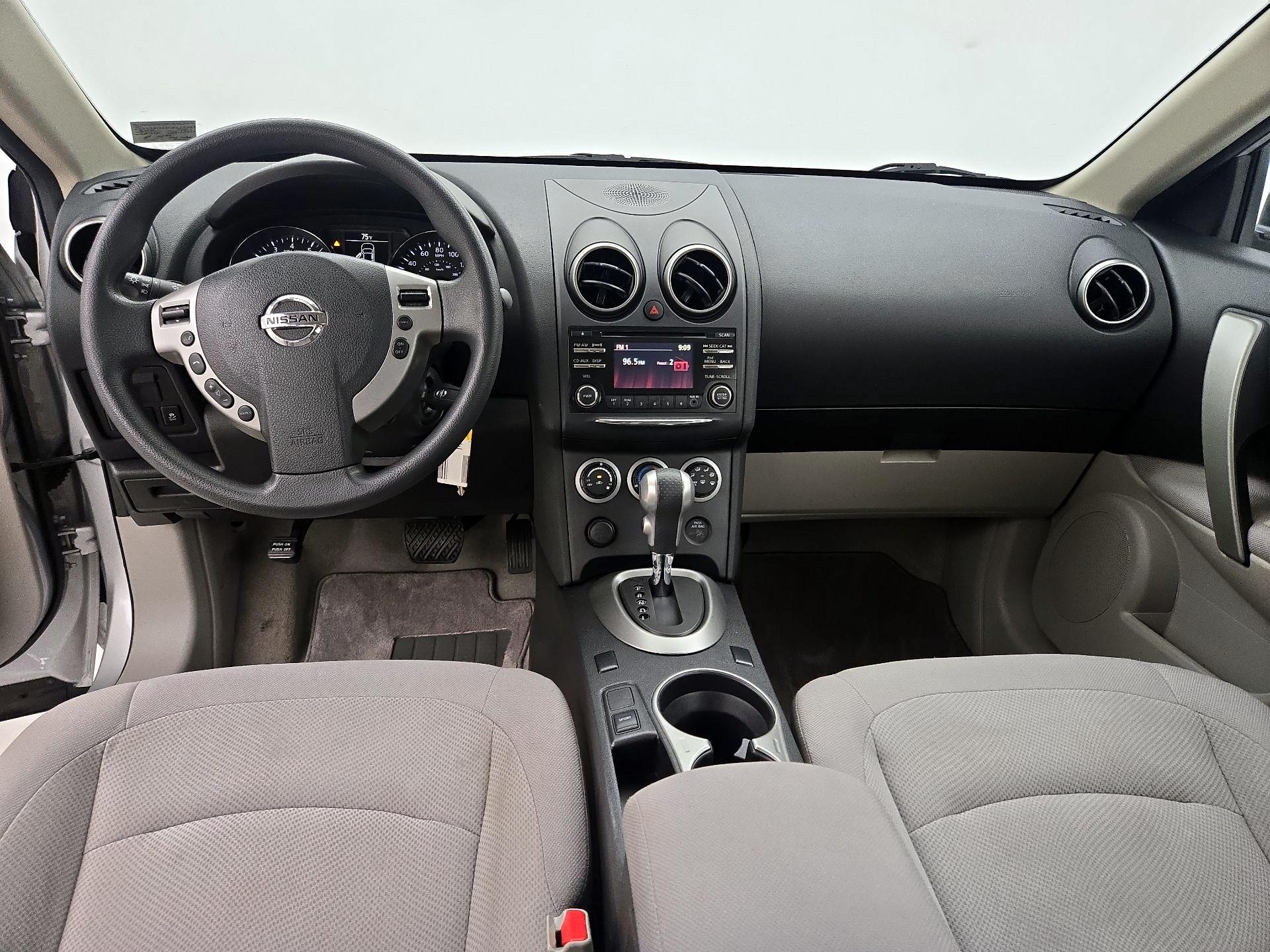 Thumbnail: 2015 Nissan Rogue - 9