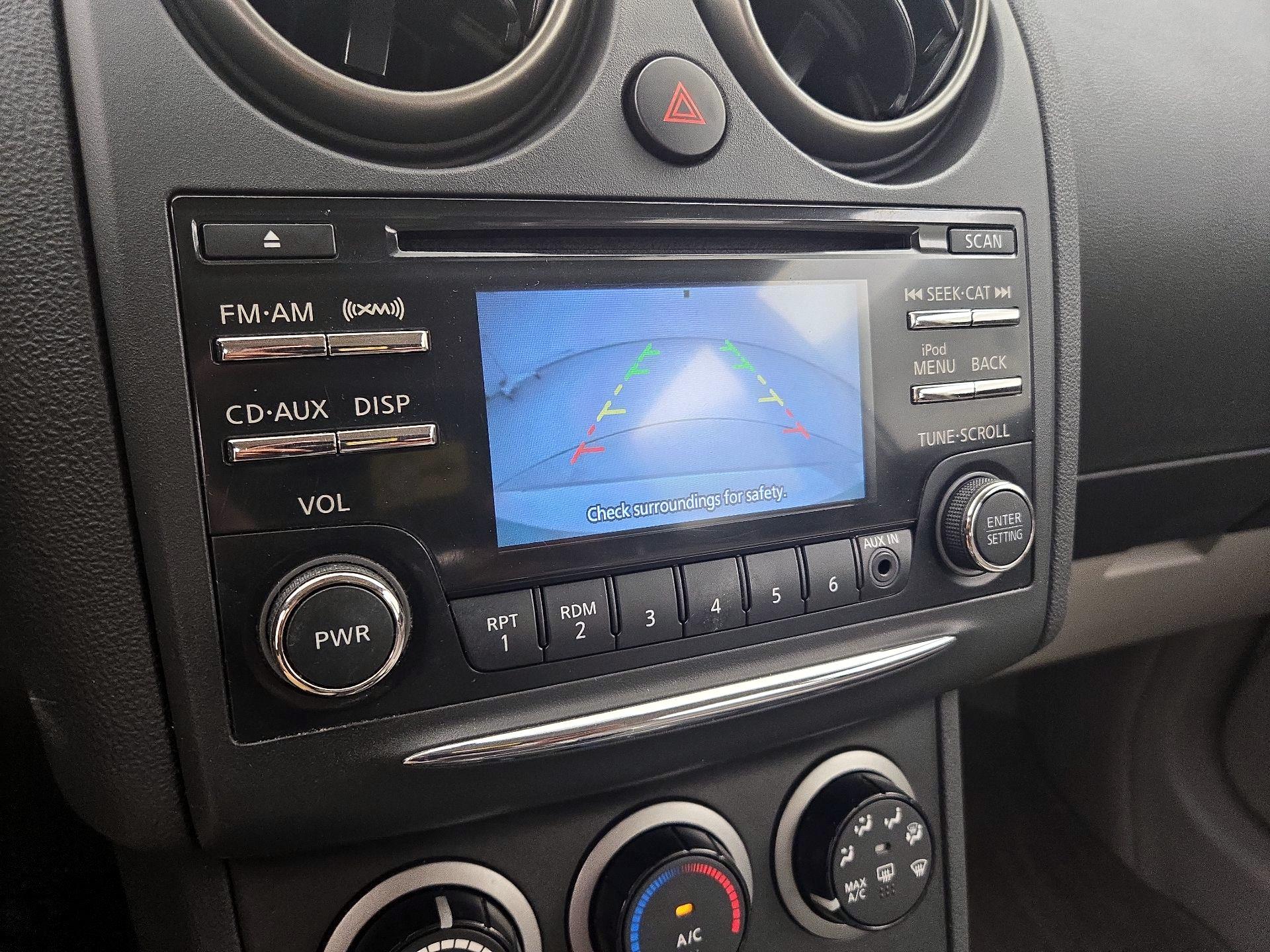 Thumbnail: 2015 Nissan Rogue - 14