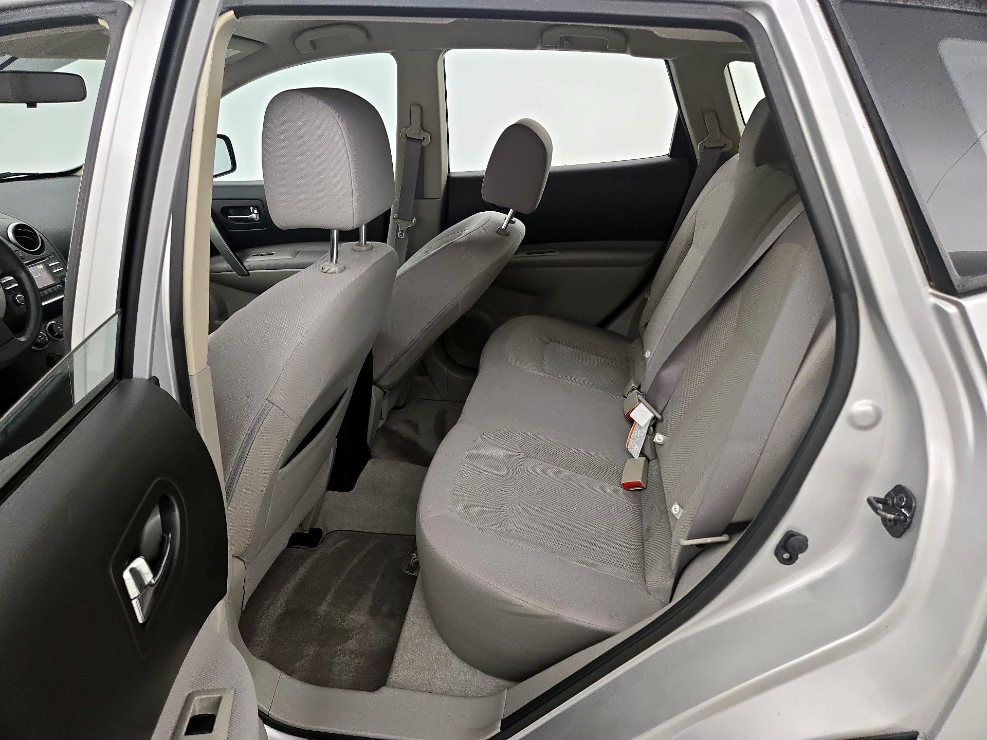 Thumbnail: 2015 Nissan Rogue - 19