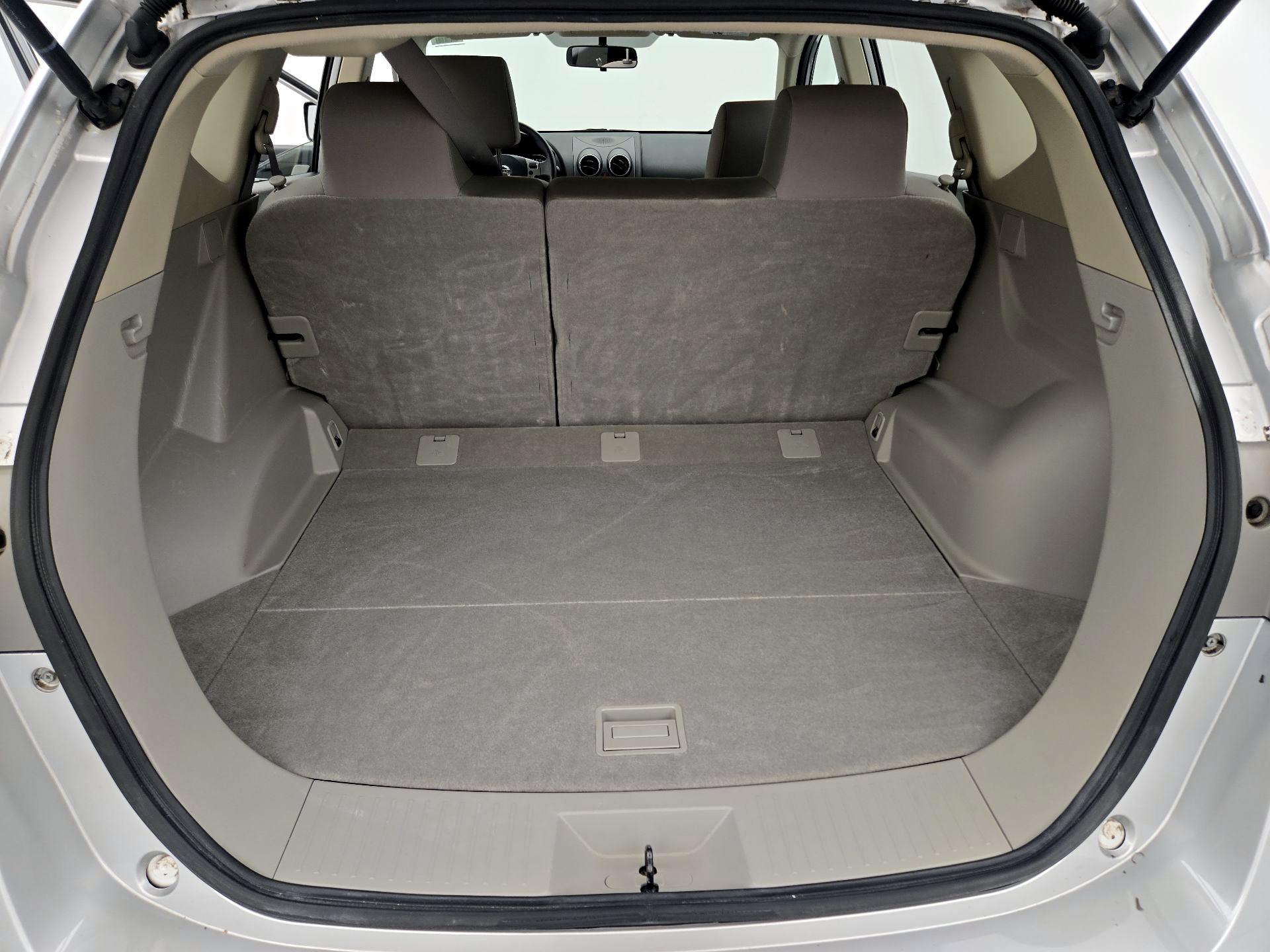 Thumbnail: 2015 Nissan Rogue - 20