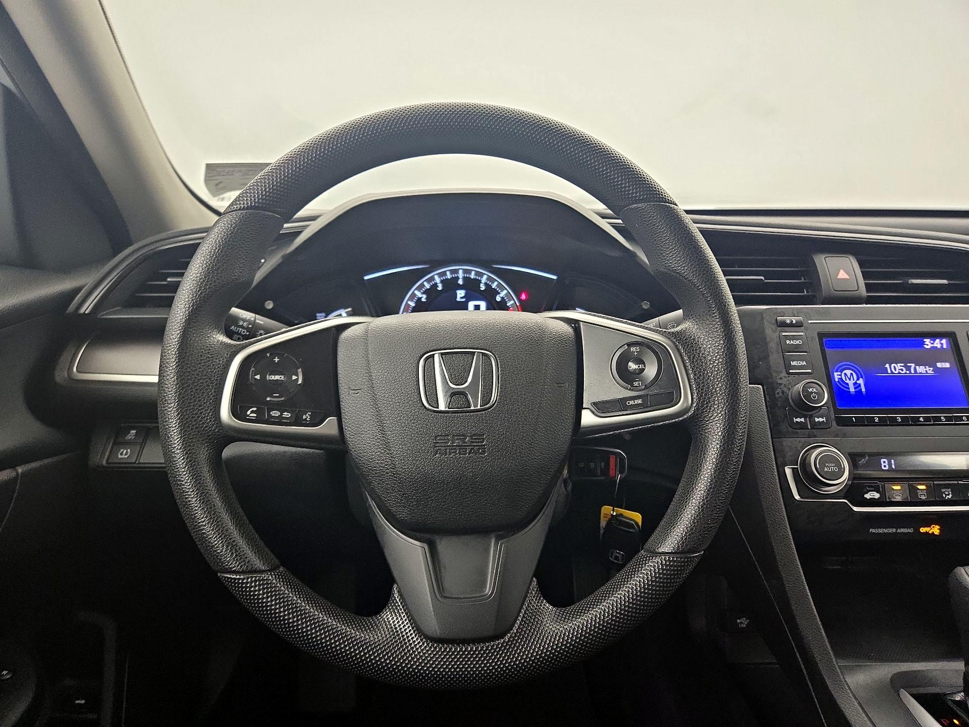 Thumbnail: 2016 Honda Civic - 10