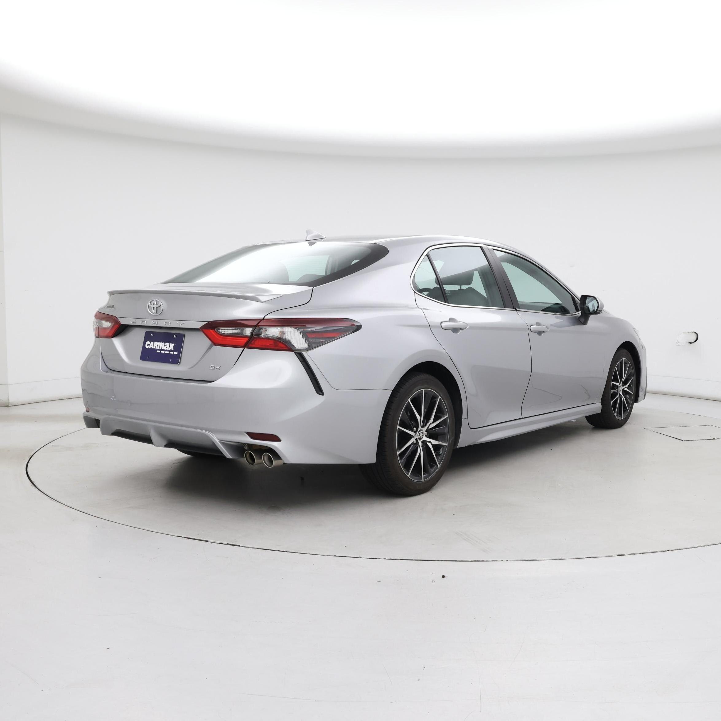 Thumbnail: 2022 Toyota Camry - 8