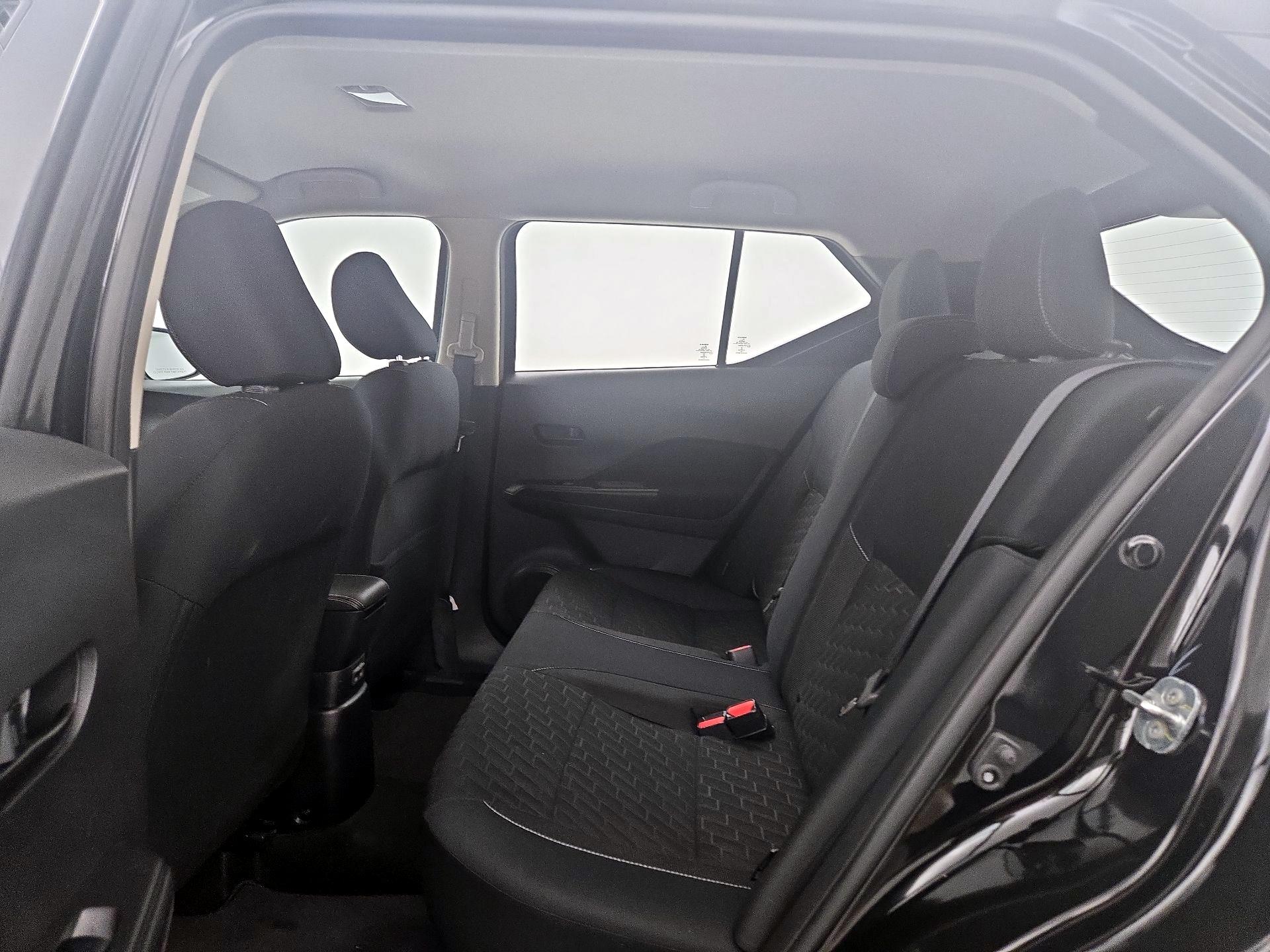 Thumbnail: 2022 Nissan Kicks - 19