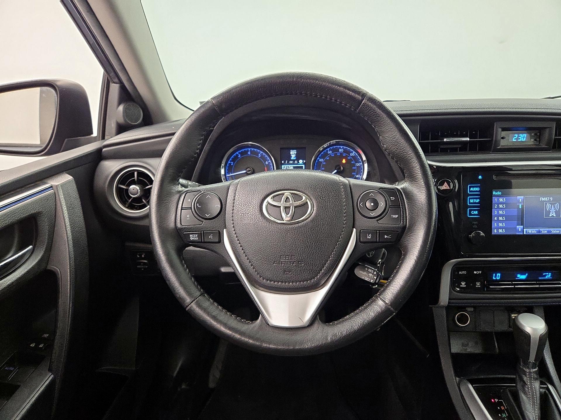 Thumbnail: 2018 Toyota Corolla - 10