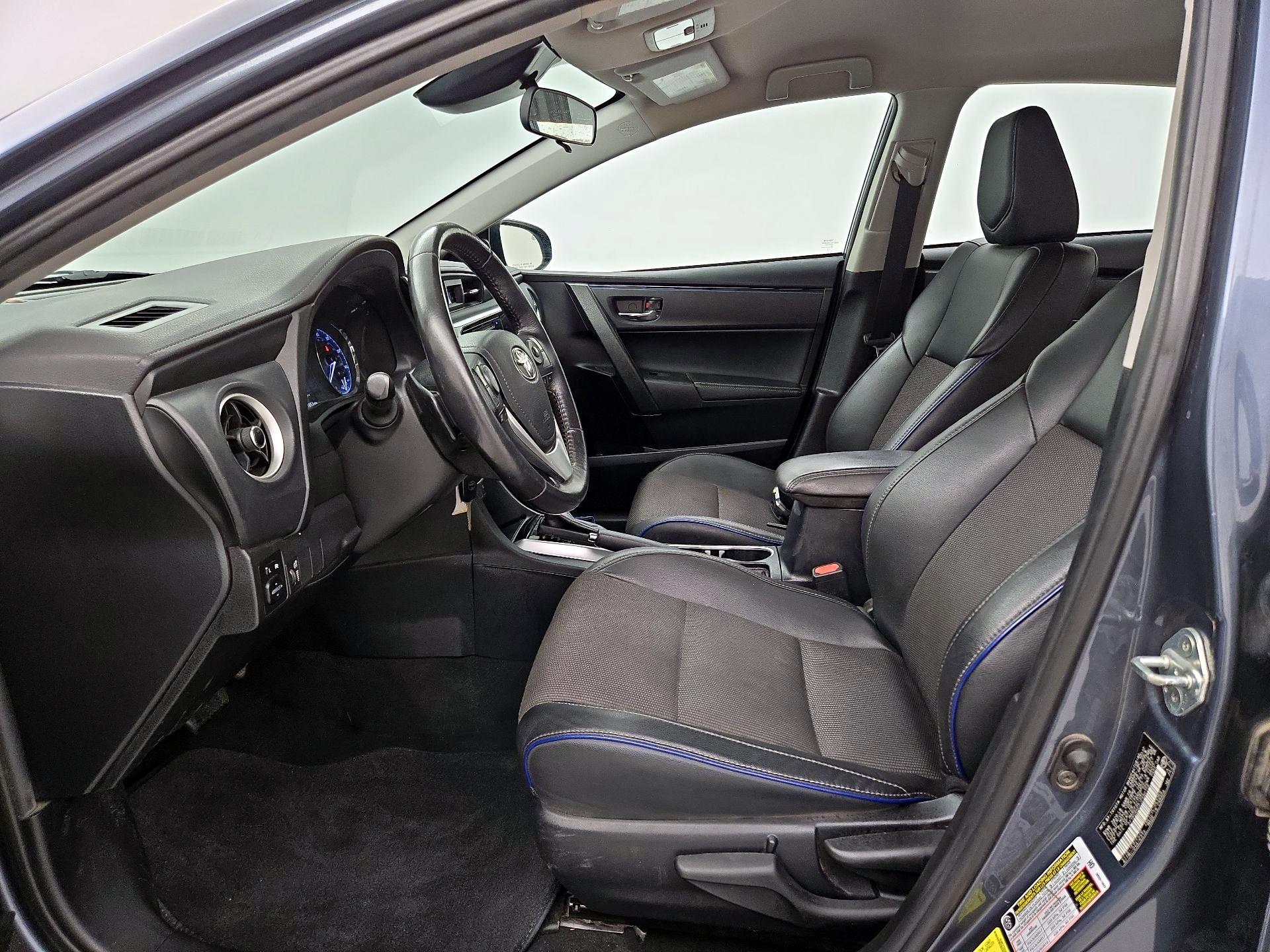 Thumbnail: 2018 Toyota Corolla - 11