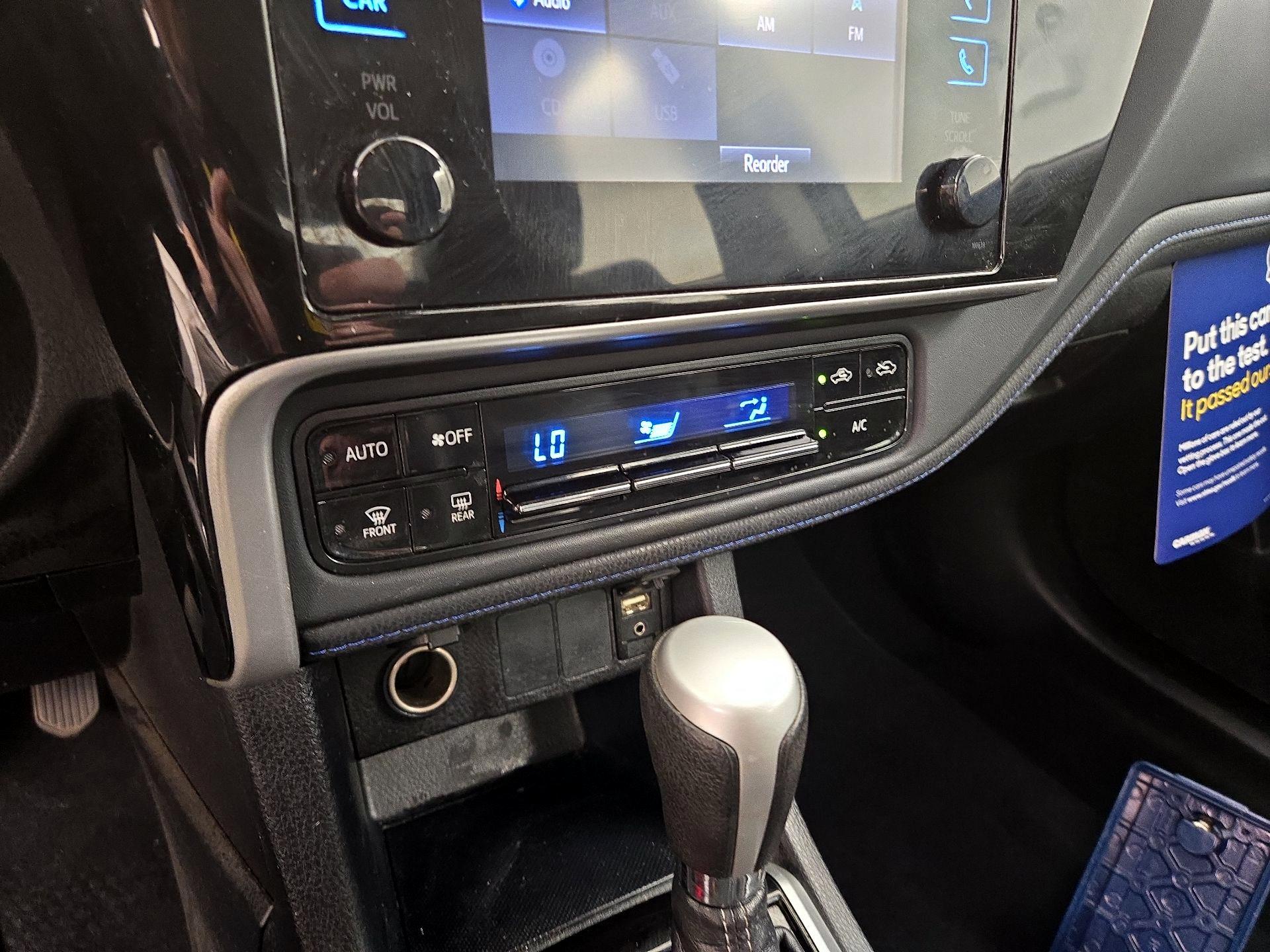 Thumbnail: 2018 Toyota Corolla - 16