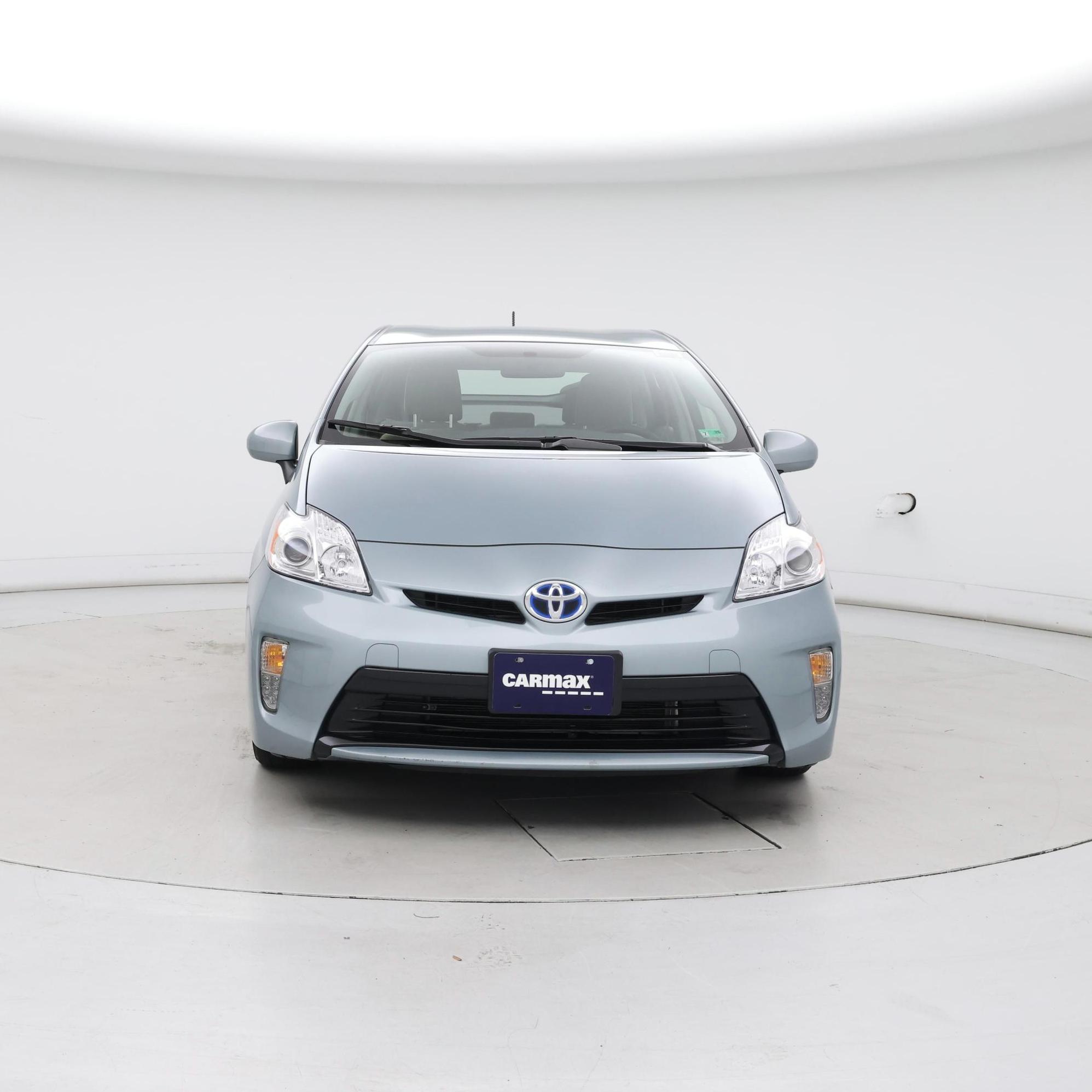 Thumbnail: 2015 Toyota Prius - 5