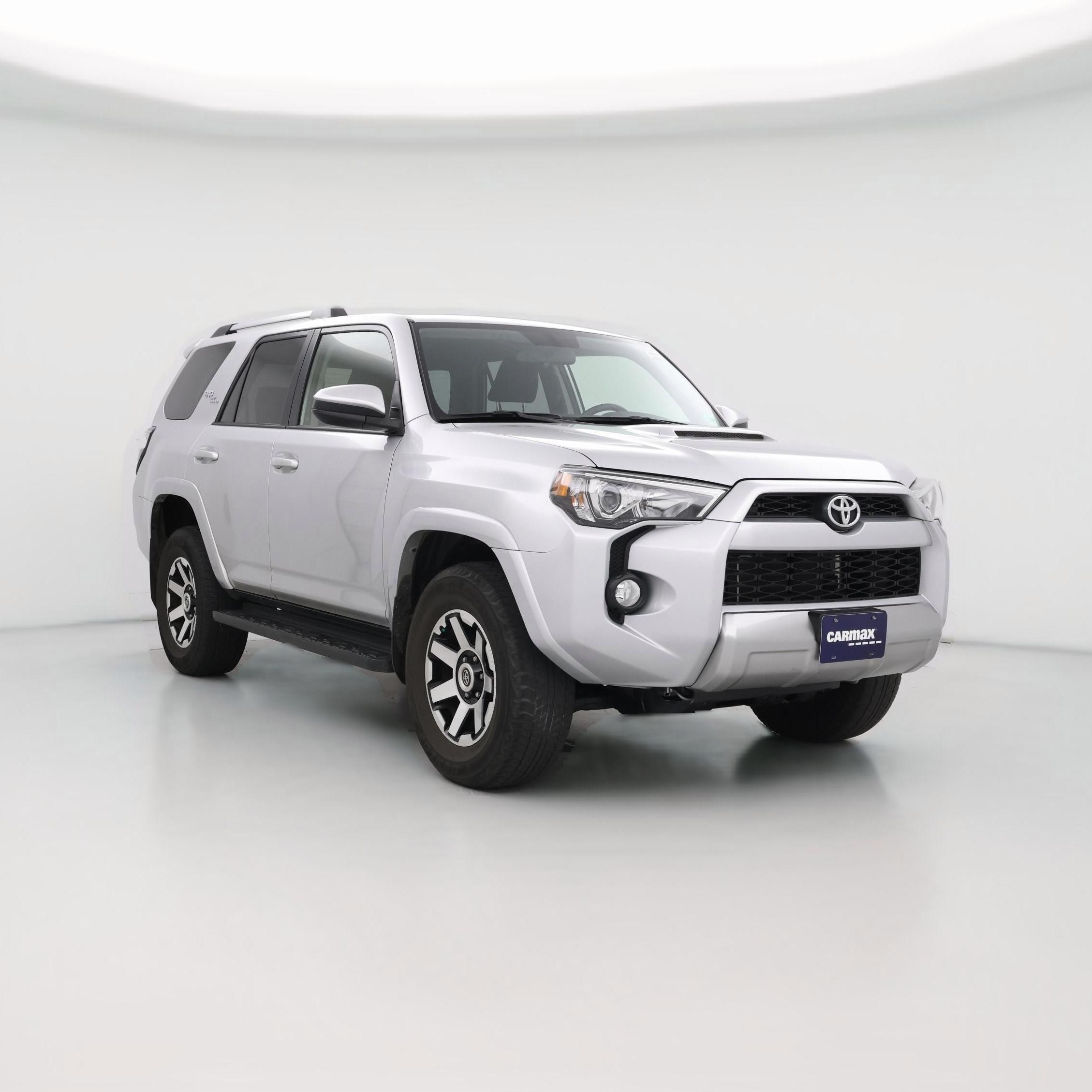 Thumbnail: 2017 Toyota 4Runner - 1