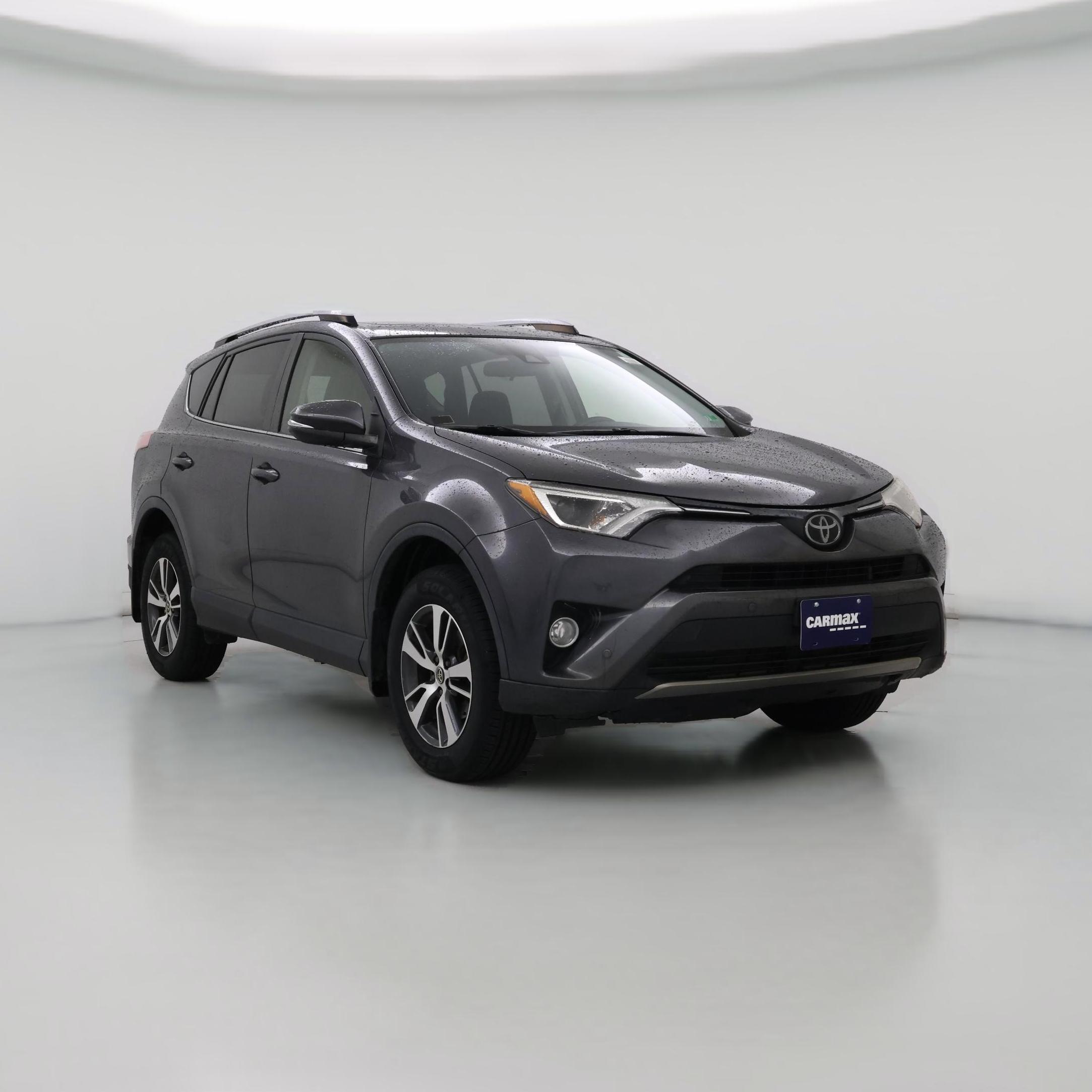Thumbnail: 2018 Toyota RAV4 - 1