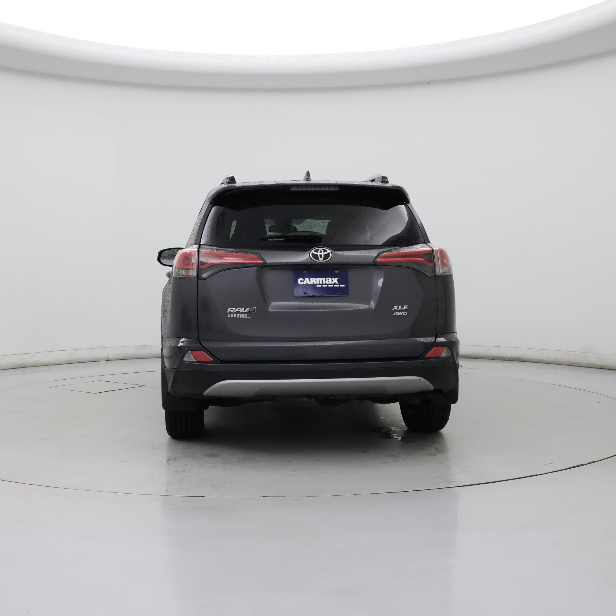 Thumbnail: 2018 Toyota RAV4 - 6