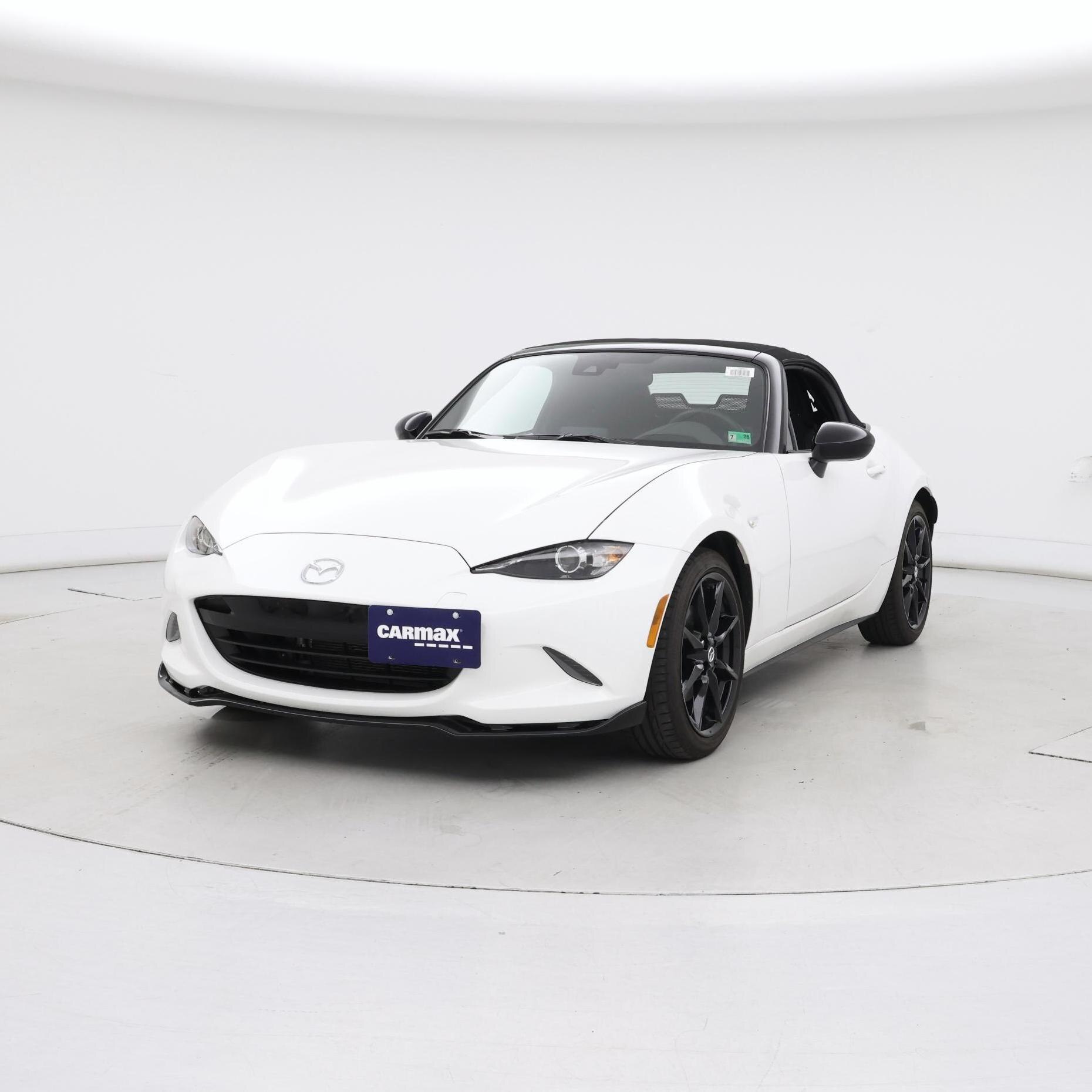 Thumbnail: 2021 Mazda MX-5 Miata - 4