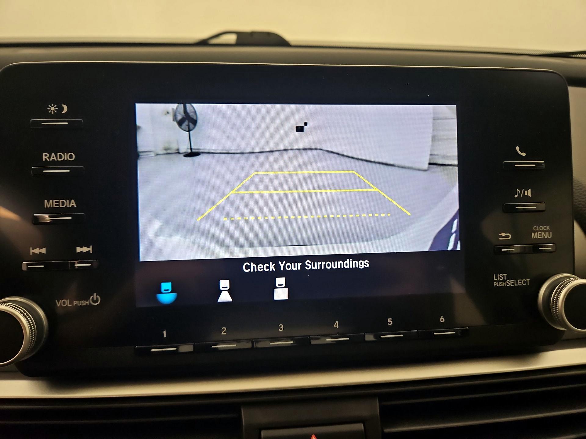 Thumbnail: 2018 Honda Accord - 14