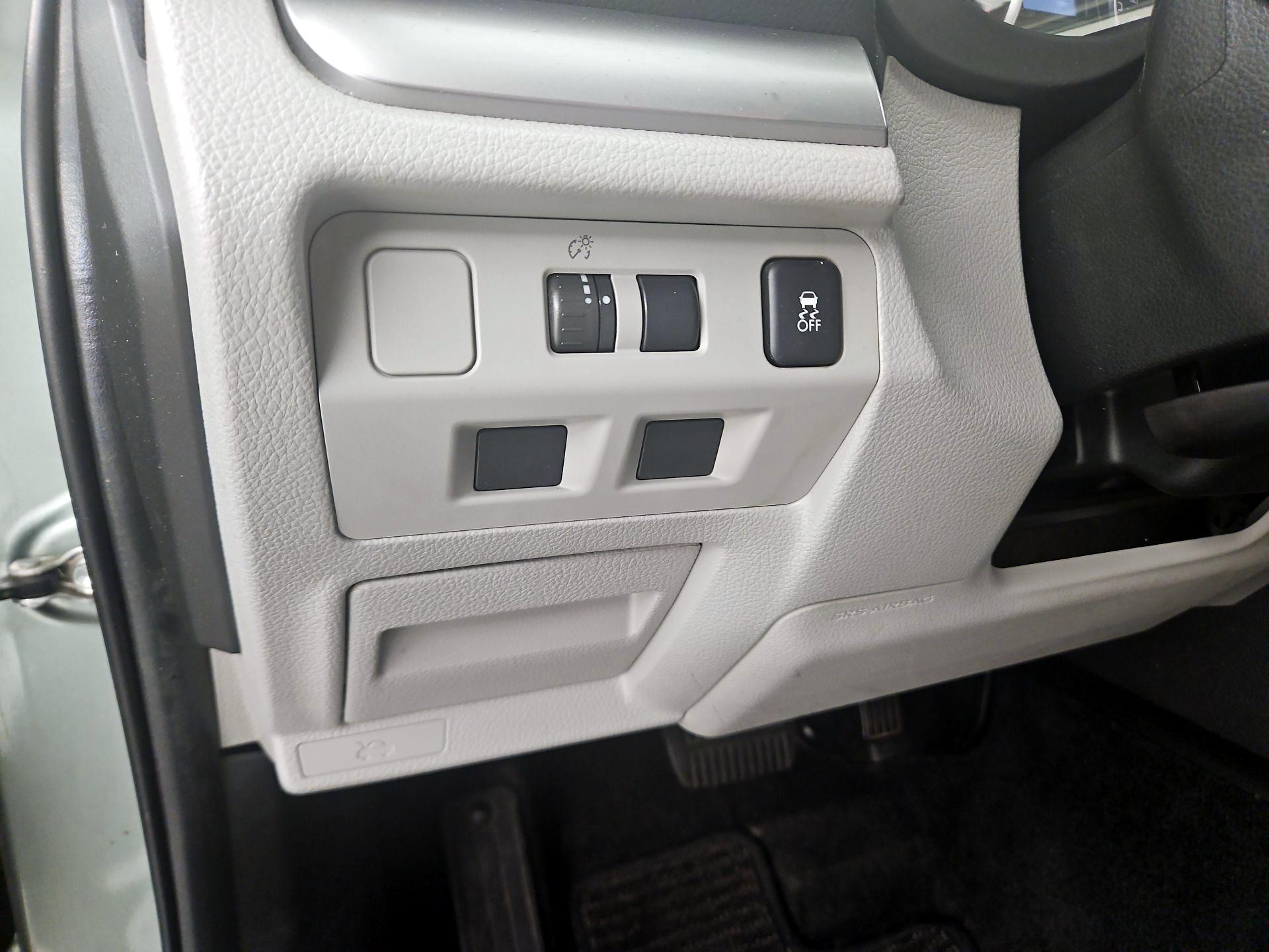 Thumbnail: 2014 Subaru Forester - 13