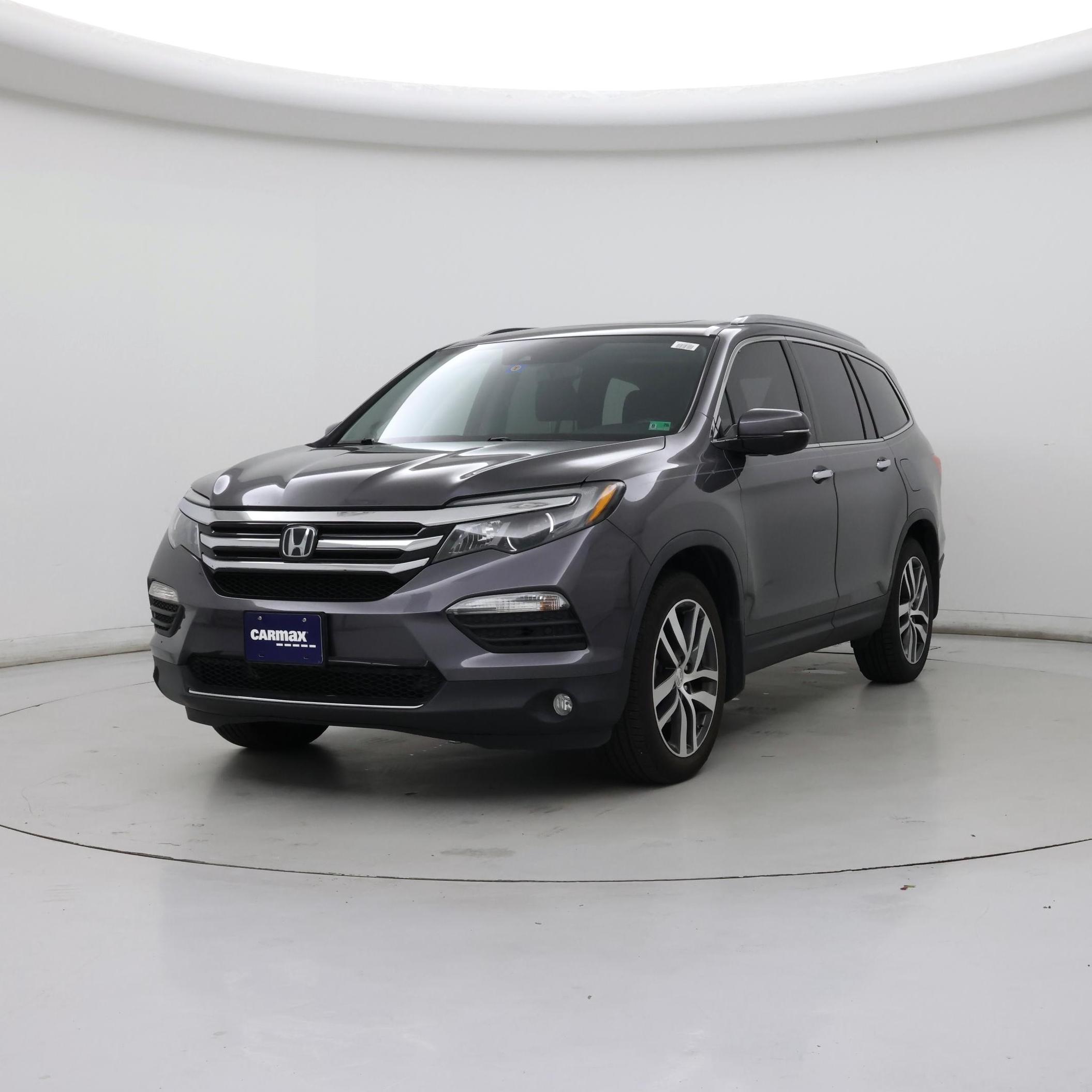 Thumbnail: 2017 Honda Pilot - 4