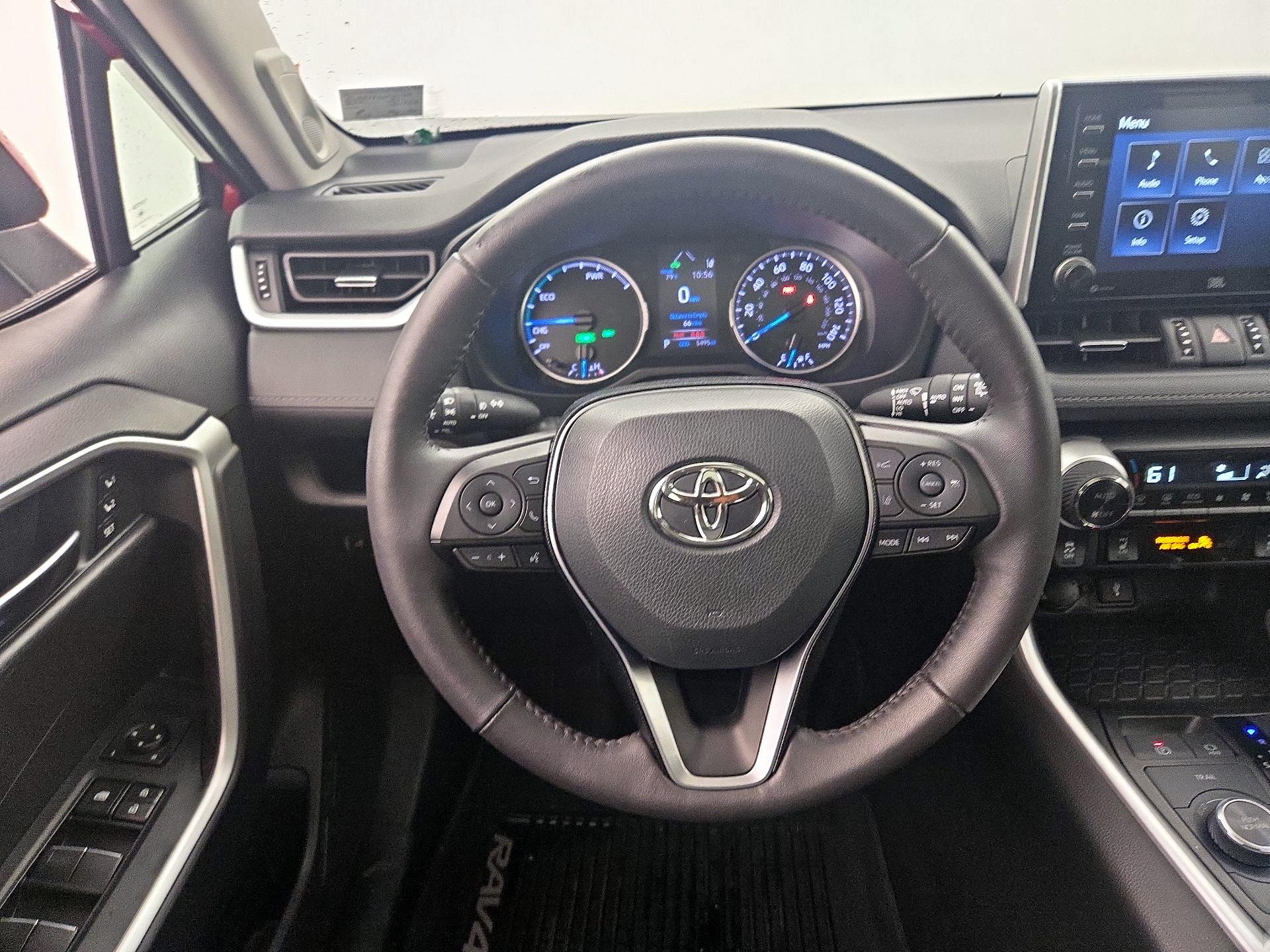 Thumbnail: 2021 Toyota RAV4 - 10