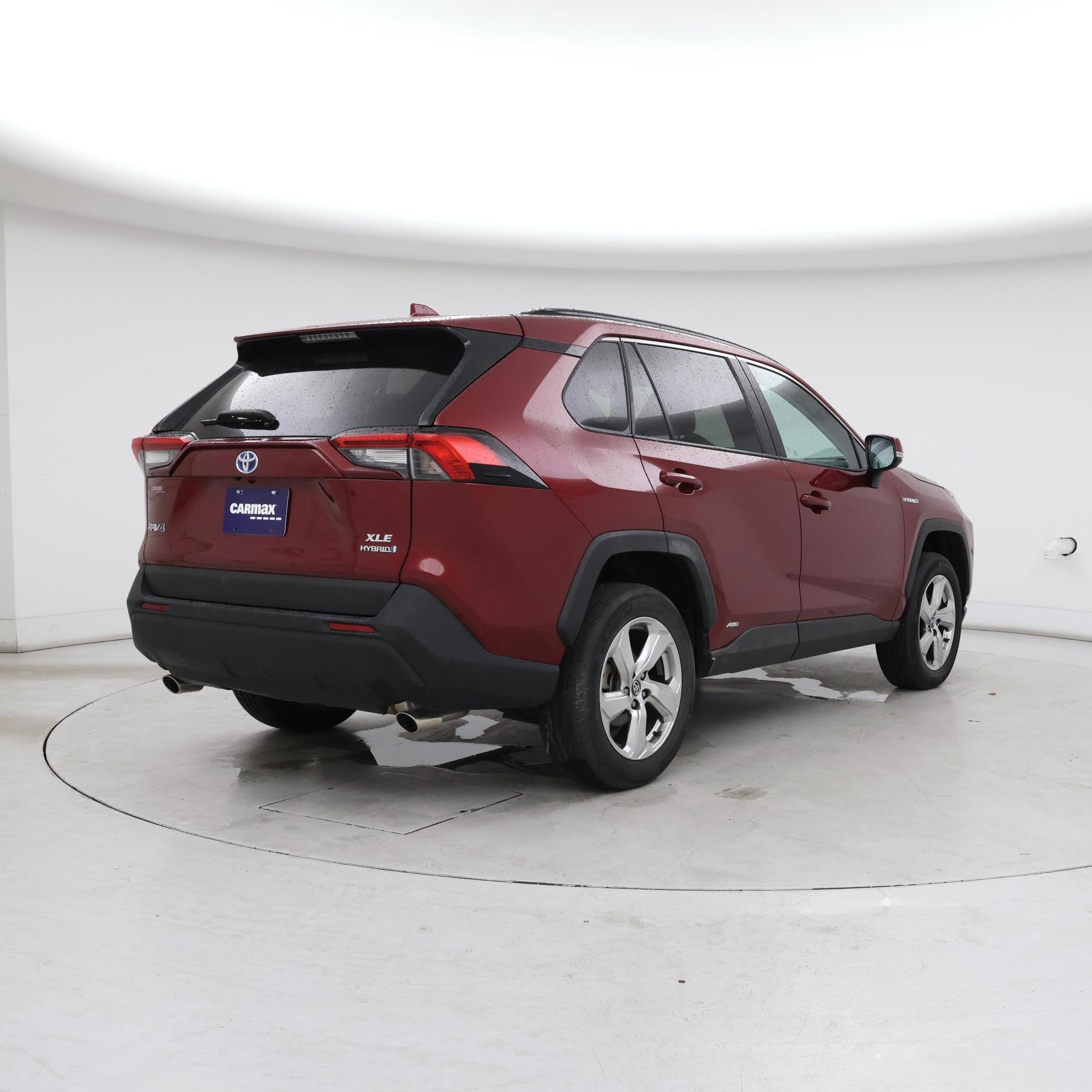 Thumbnail: 2021 Toyota RAV4 - 8