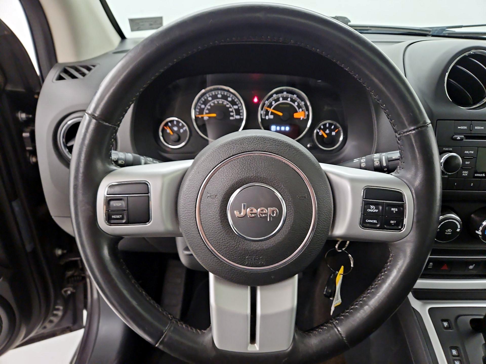 Thumbnail: 2015 Jeep Compass - 10