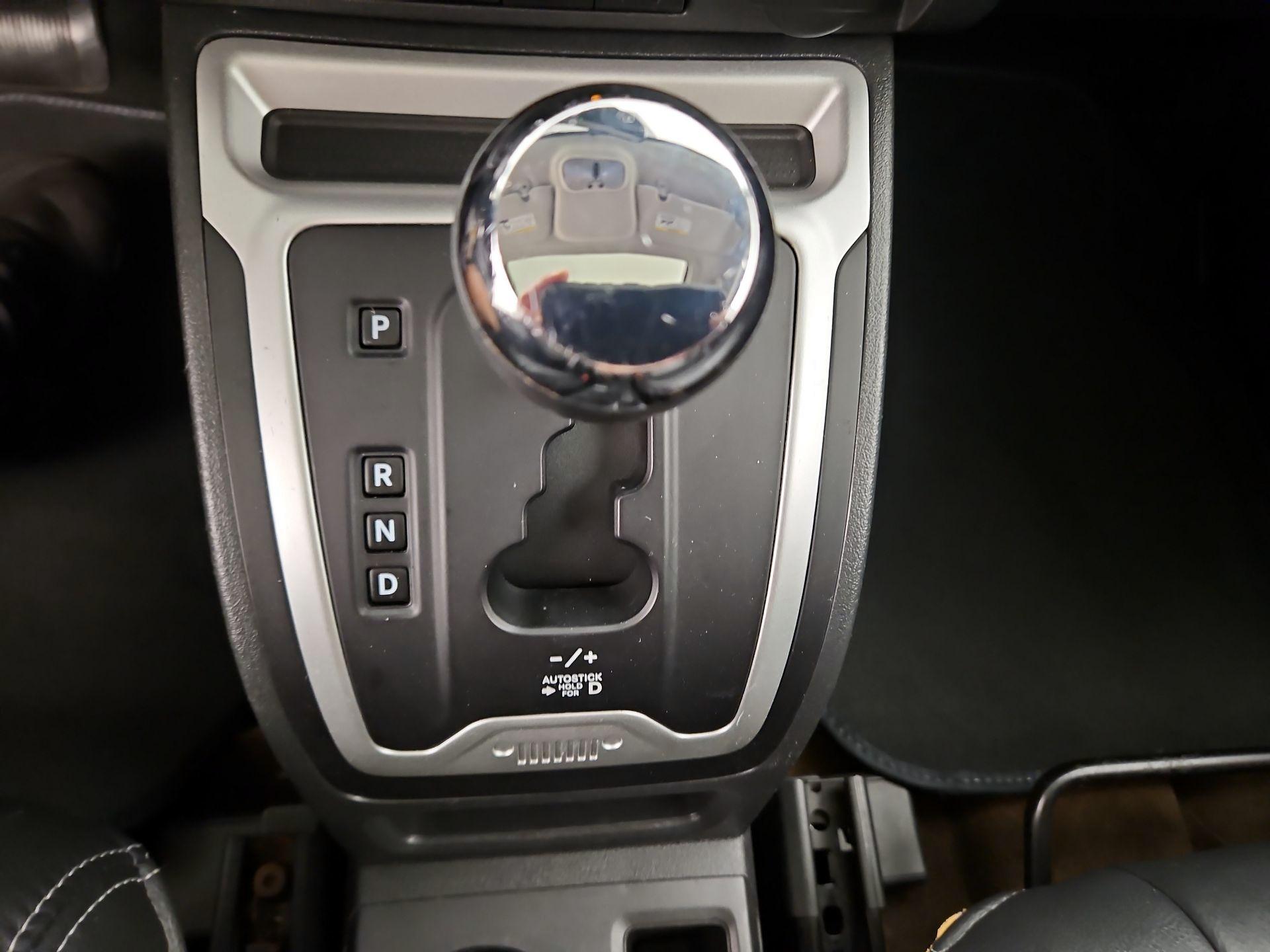 Thumbnail: 2015 Jeep Compass - 15