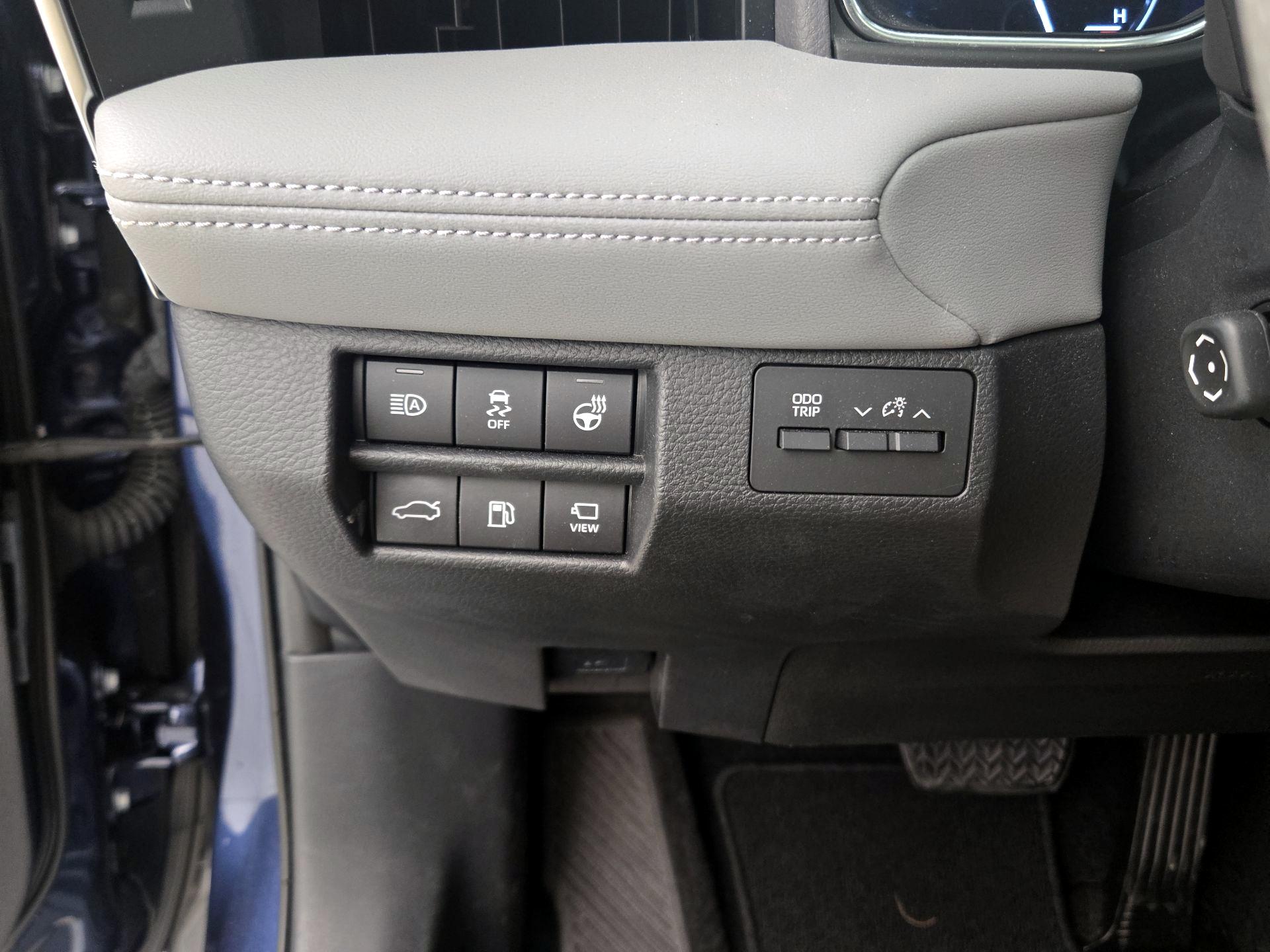 Thumbnail: 2019 Toyota Avalon - 13