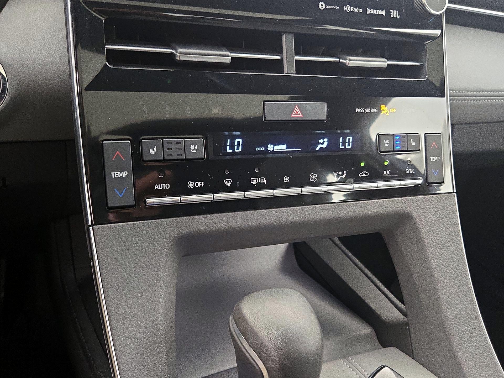 Thumbnail: 2019 Toyota Avalon - 17