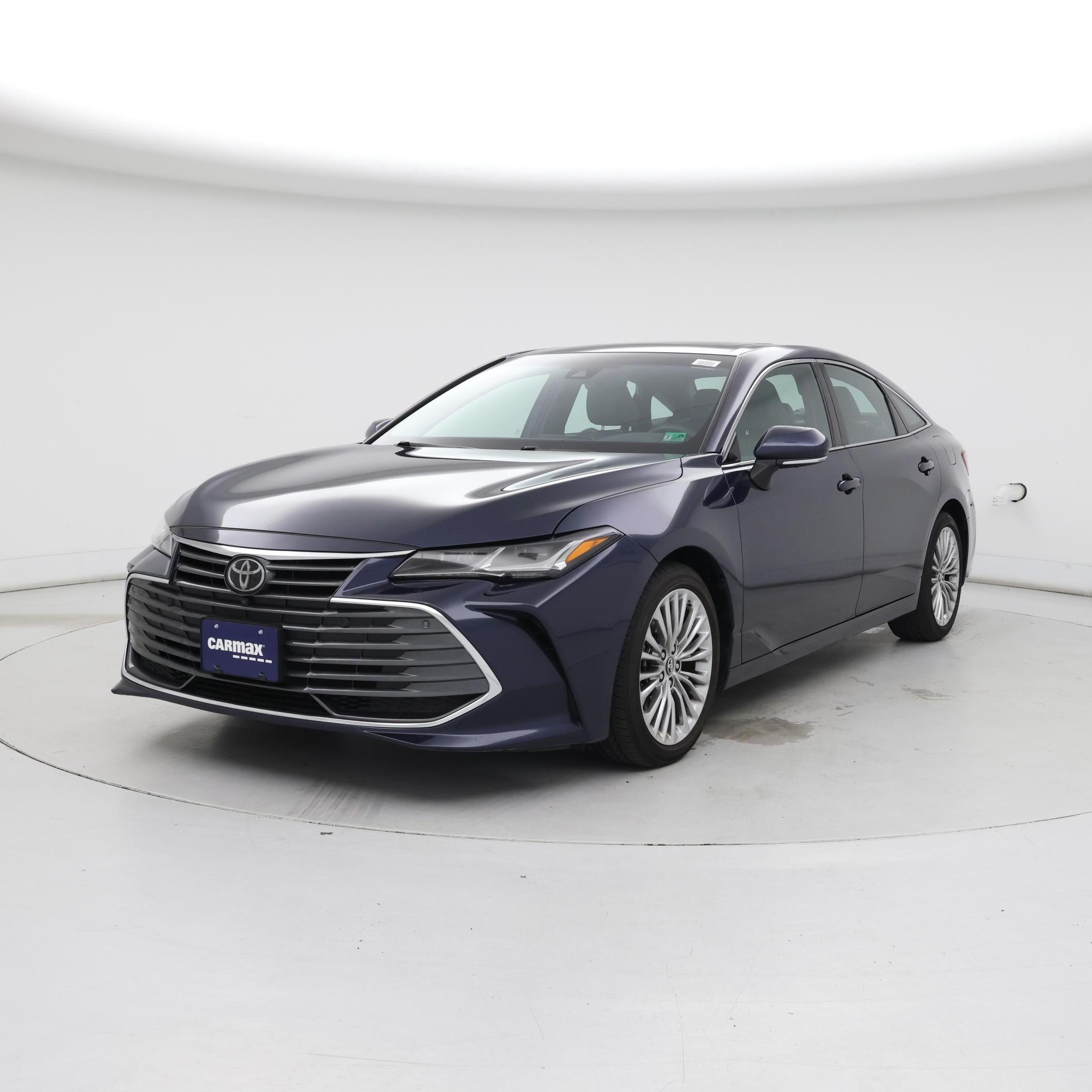 Thumbnail: 2019 Toyota Avalon - 4