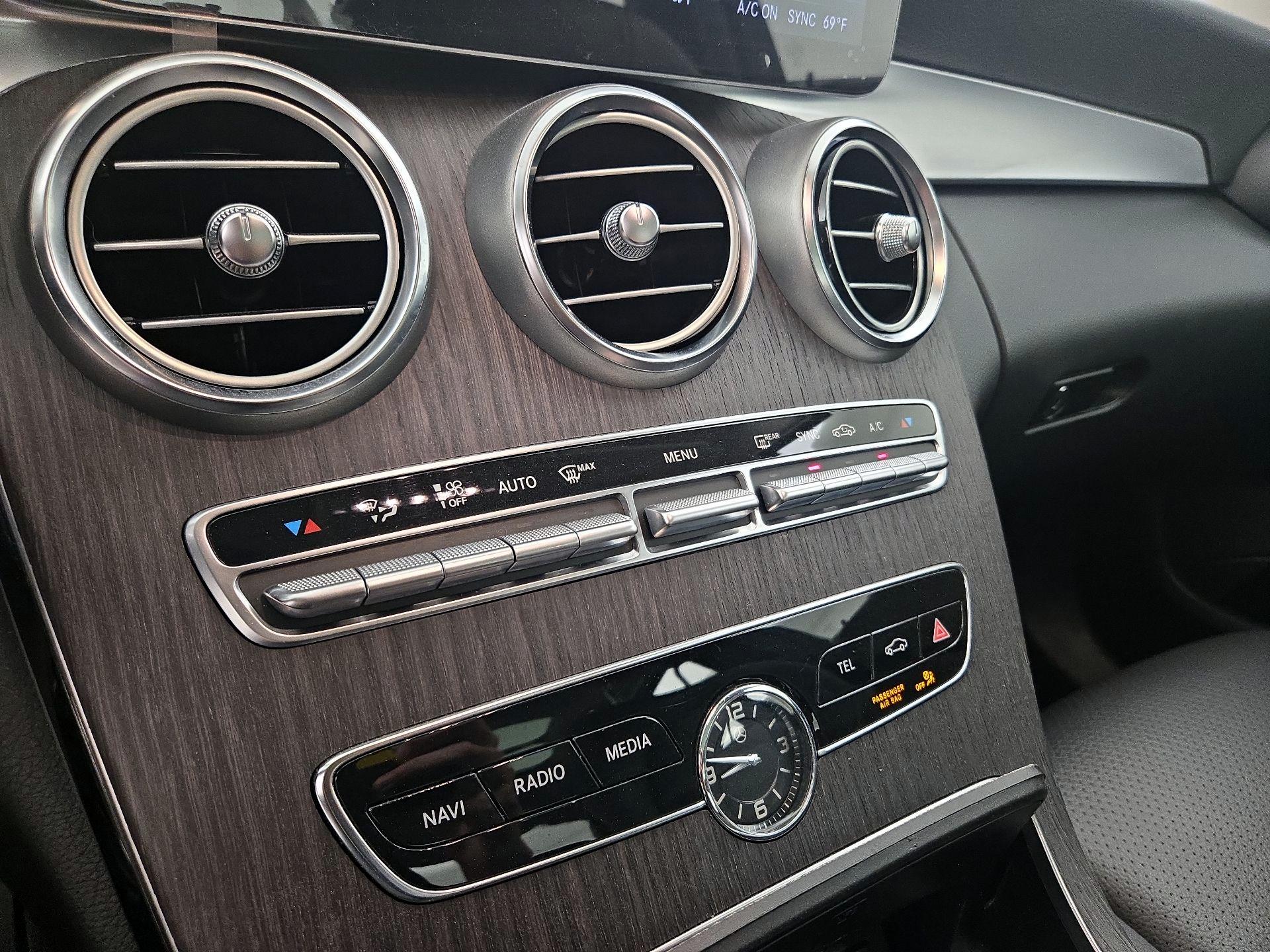 Thumbnail: 2019 Mercedes-Benz C-Class - 16