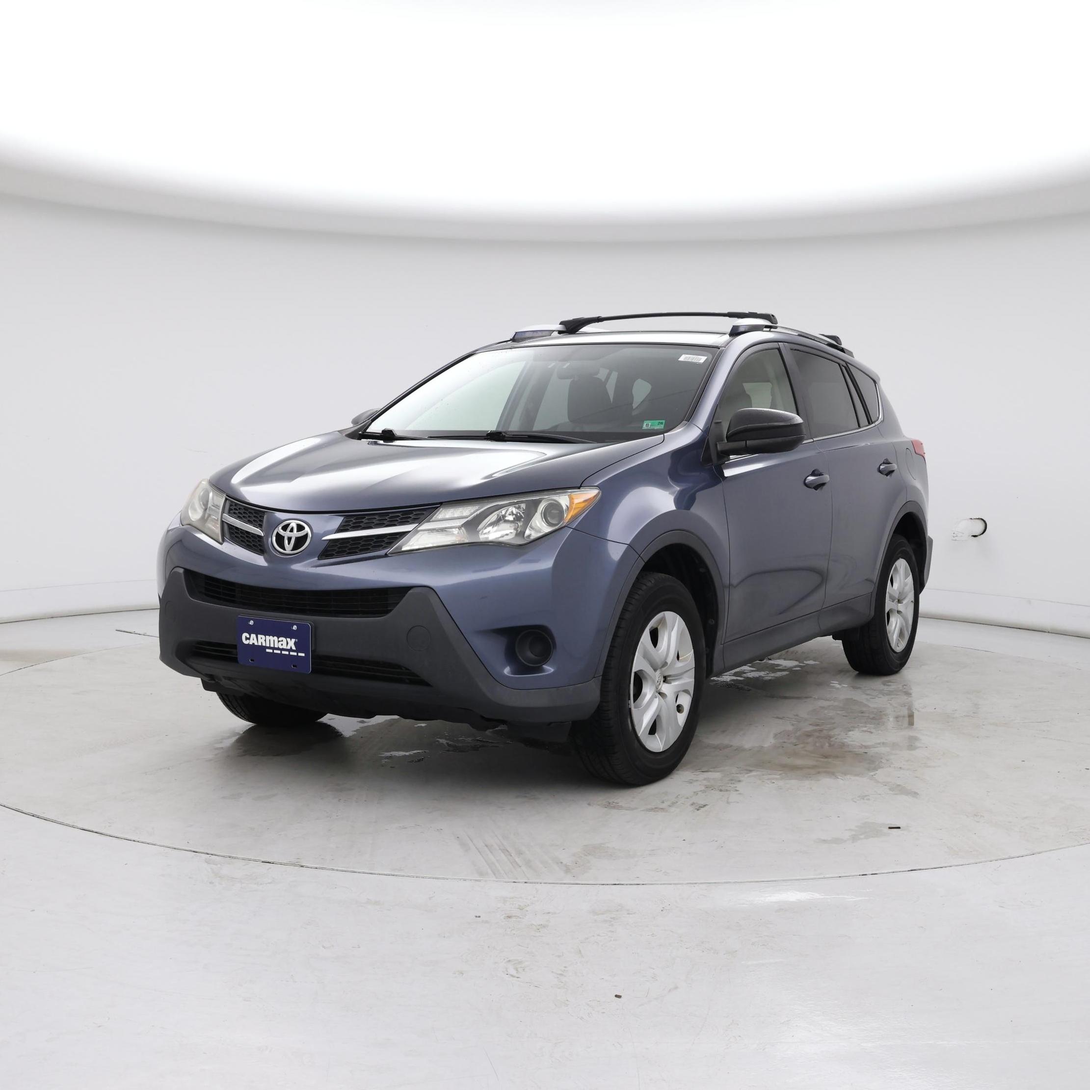 Thumbnail: 2013 Toyota RAV4 - 4