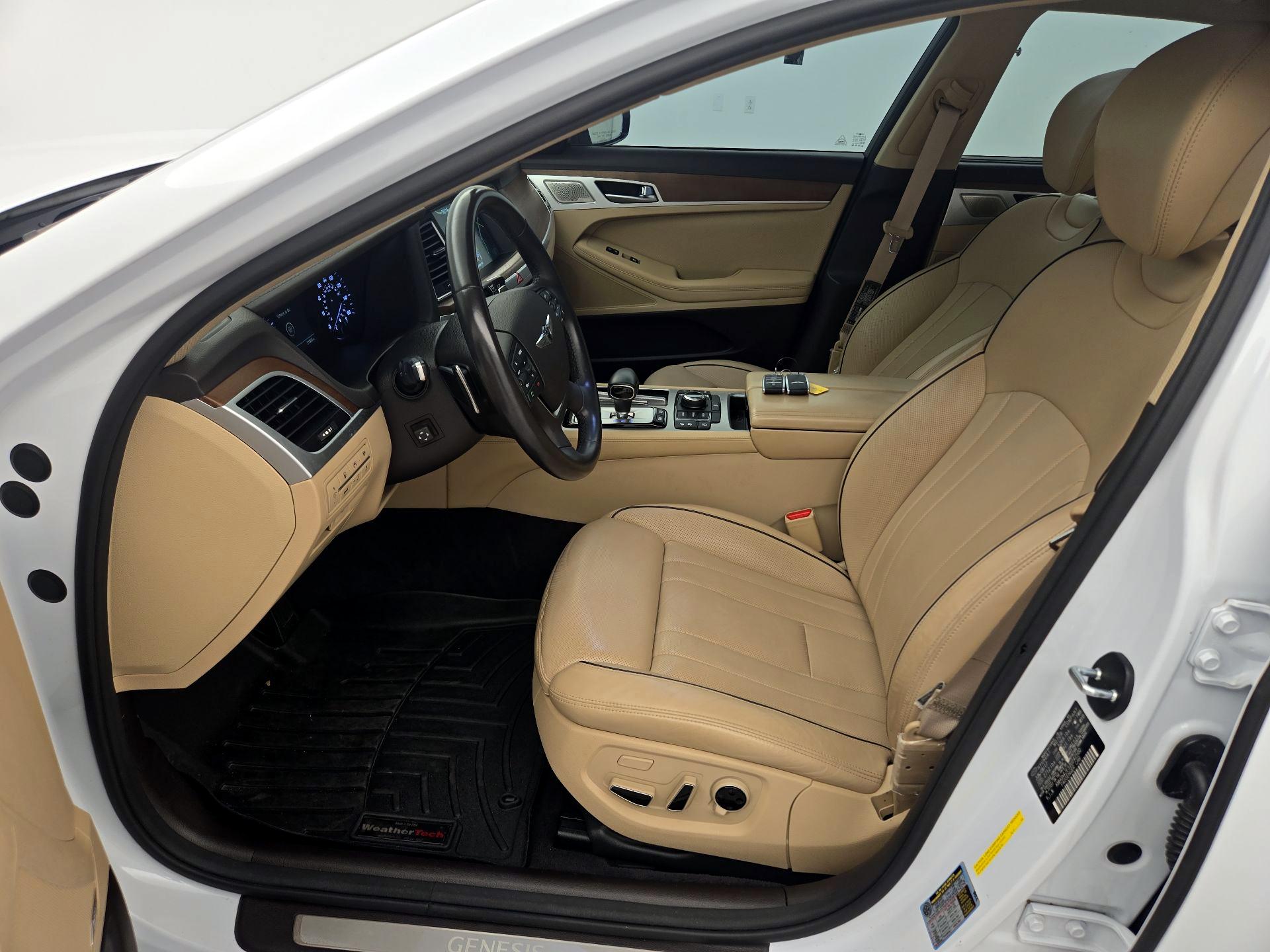 Thumbnail: 2018 Genesis G80 - 12
