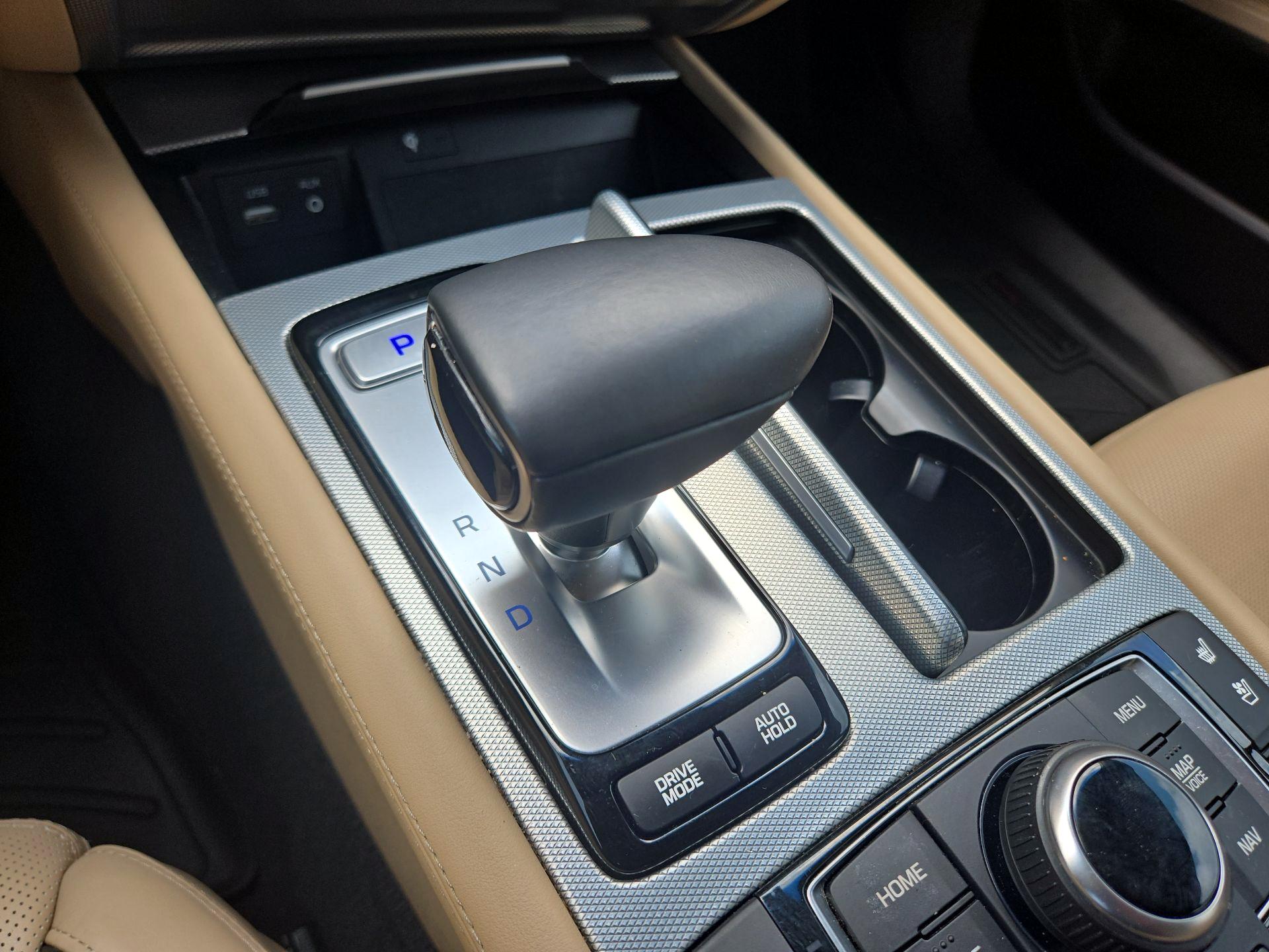 Thumbnail: 2018 Genesis G80 - 18
