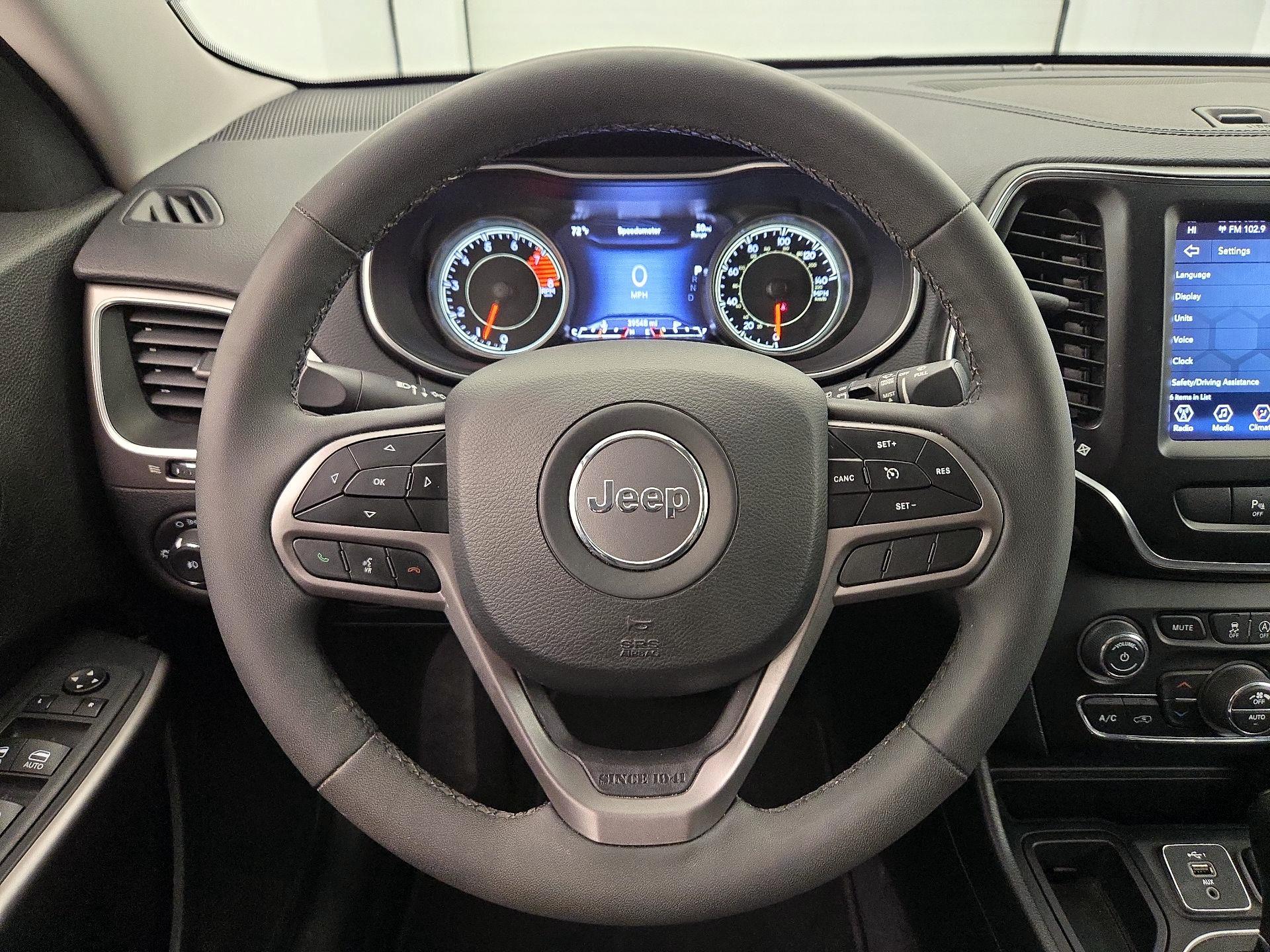 Thumbnail: 2022 Jeep Cherokee - 10