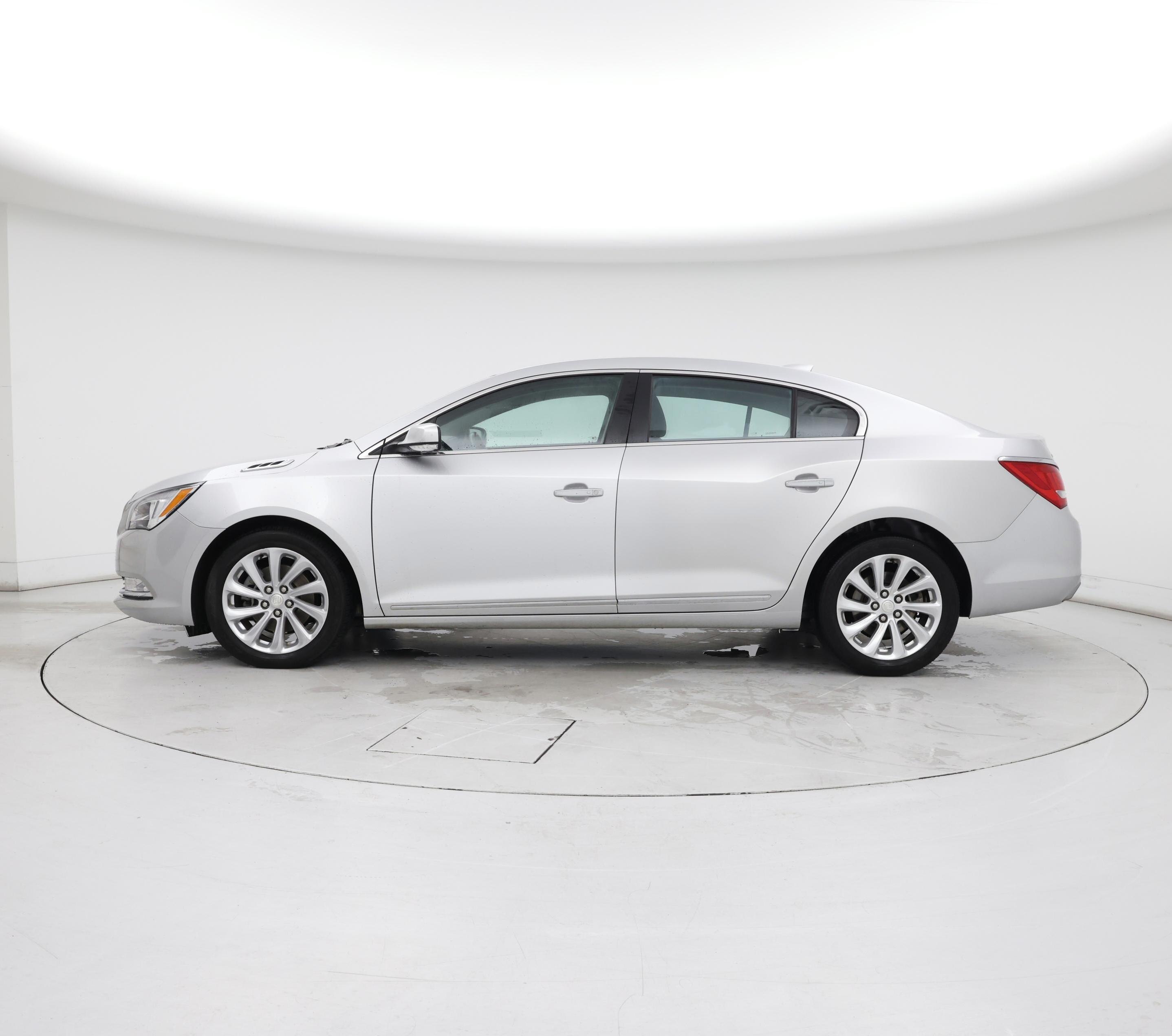 Thumbnail: 2016 Buick LaCrosse - 3