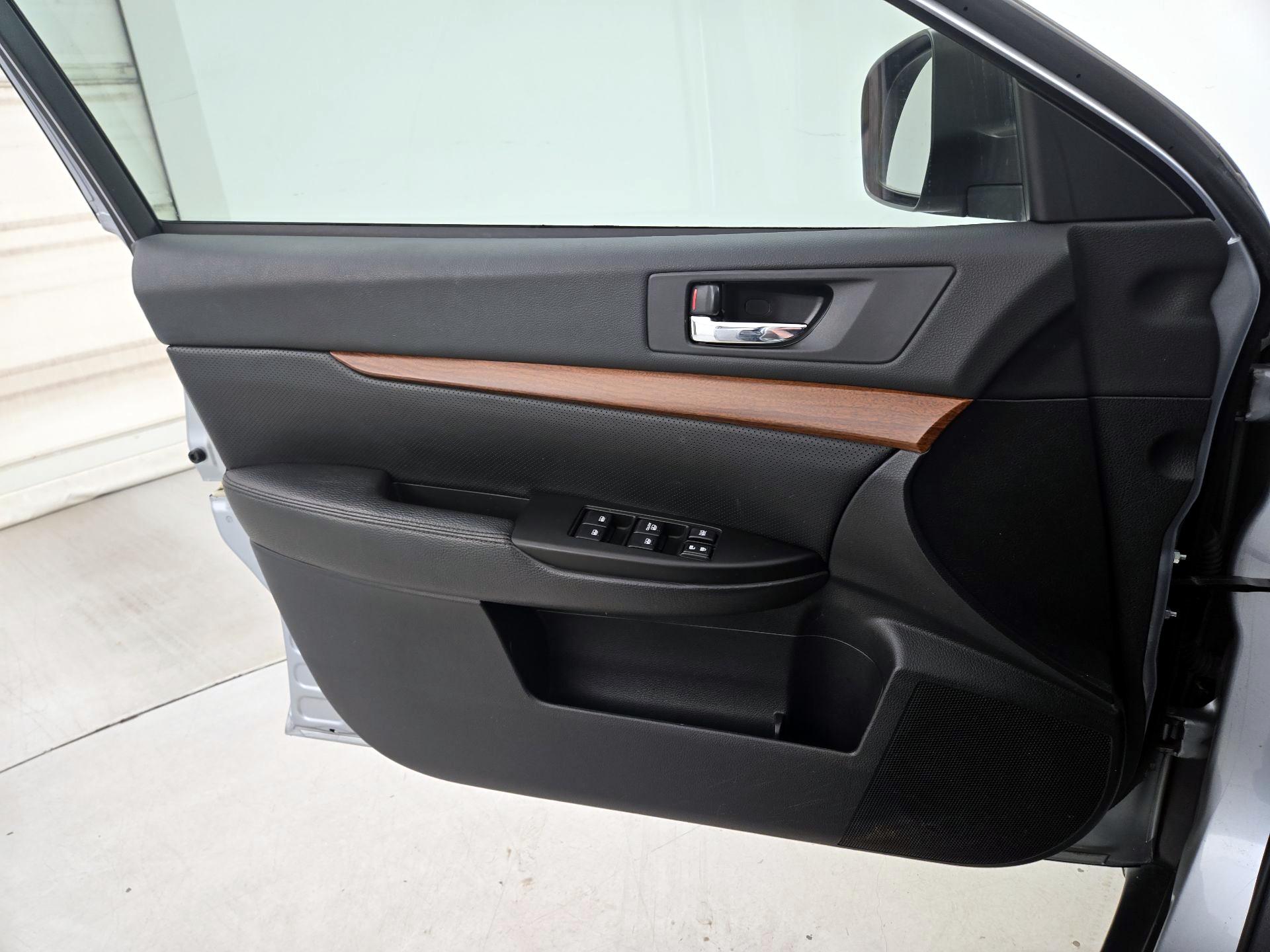 Thumbnail: 2013 Subaru Outback - 12