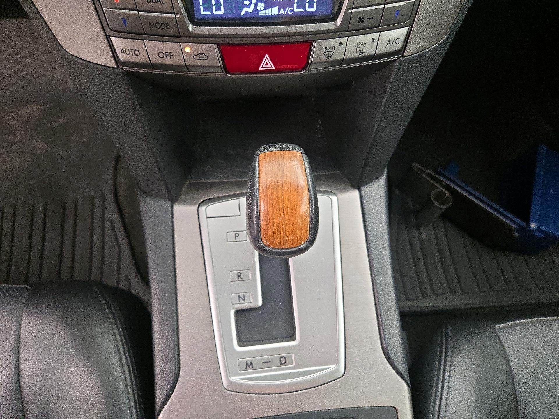 Thumbnail: 2013 Subaru Outback - 18