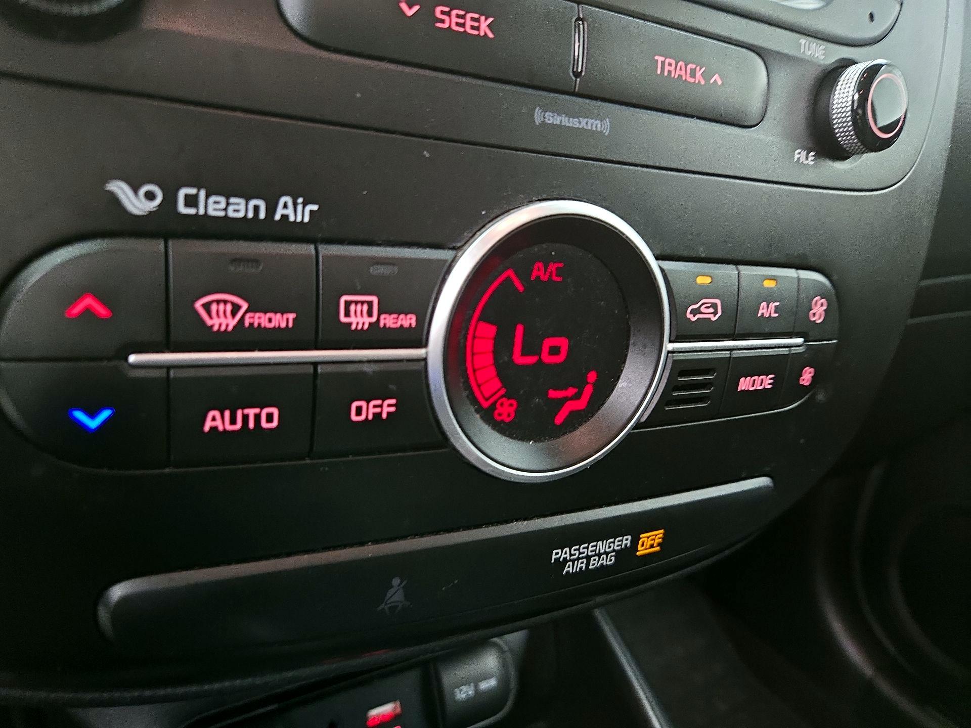 Thumbnail: 2017 Kia Soul - 16