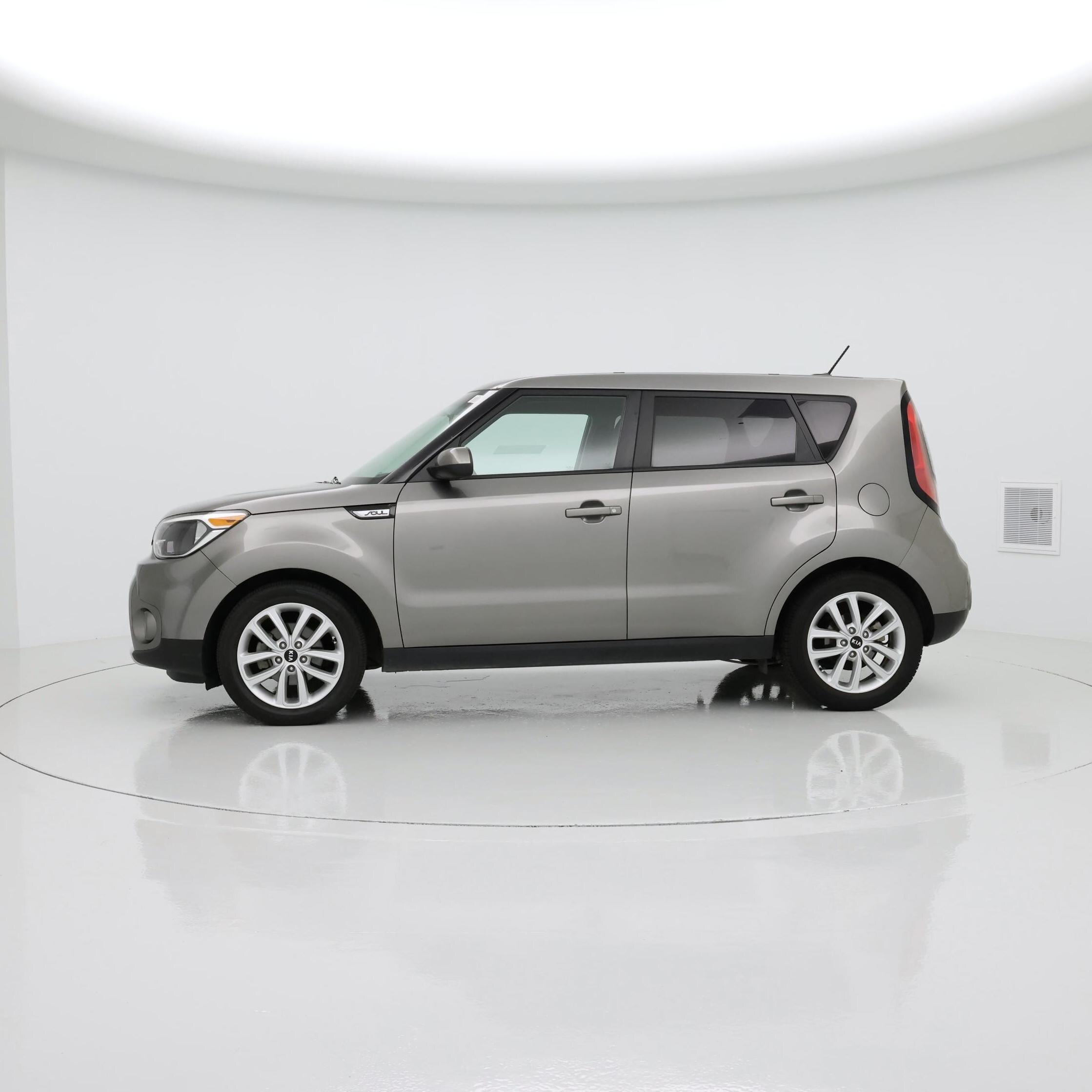 Thumbnail: 2017 Kia Soul - 3