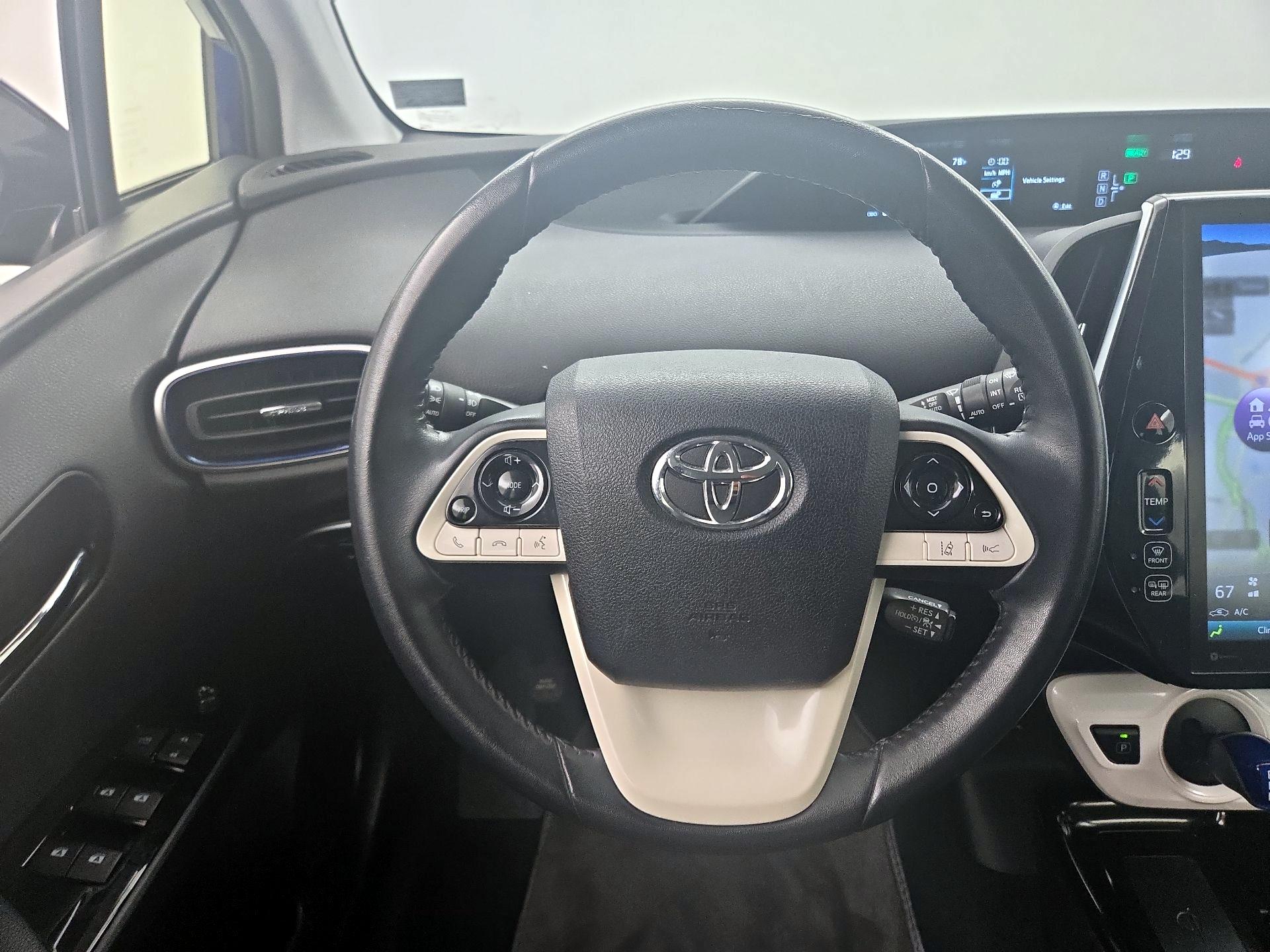 Thumbnail: 2018 Toyota Prius - 10